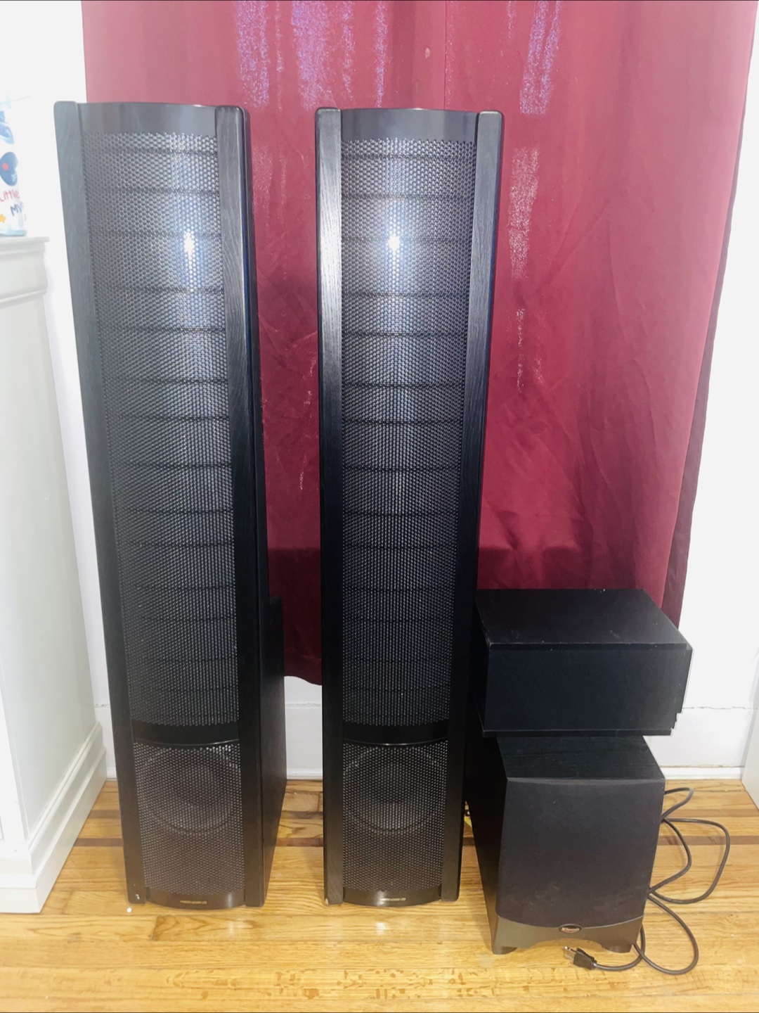Klipsch Quintet Floorstanding Speakers with Subwoofer