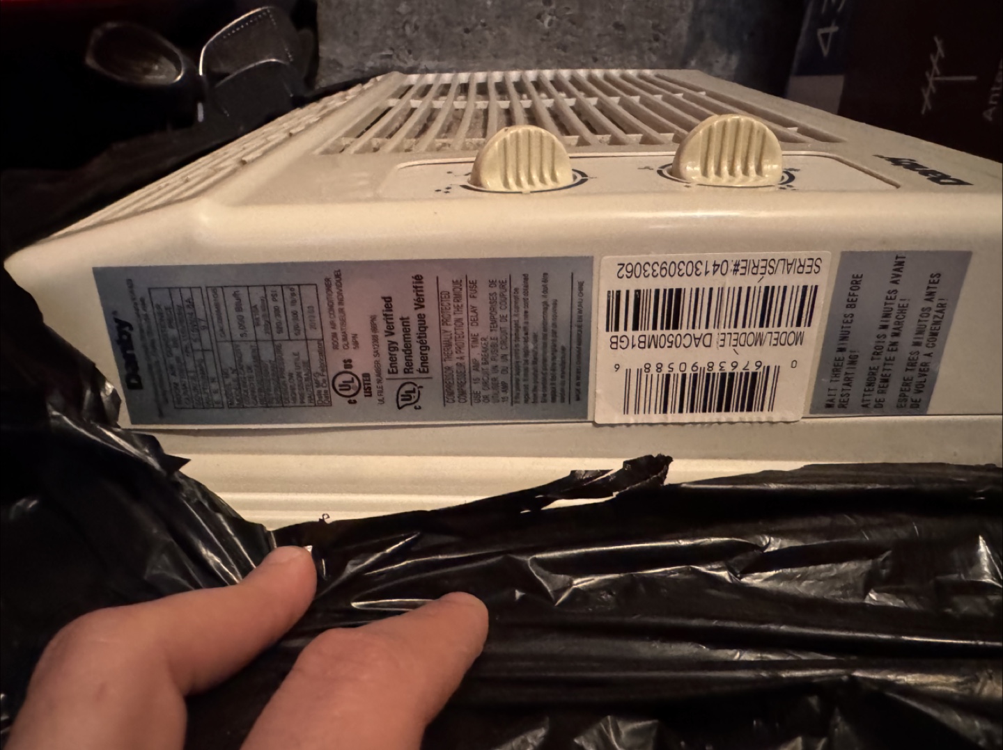 Danby Window Air Conditioner - photo 2