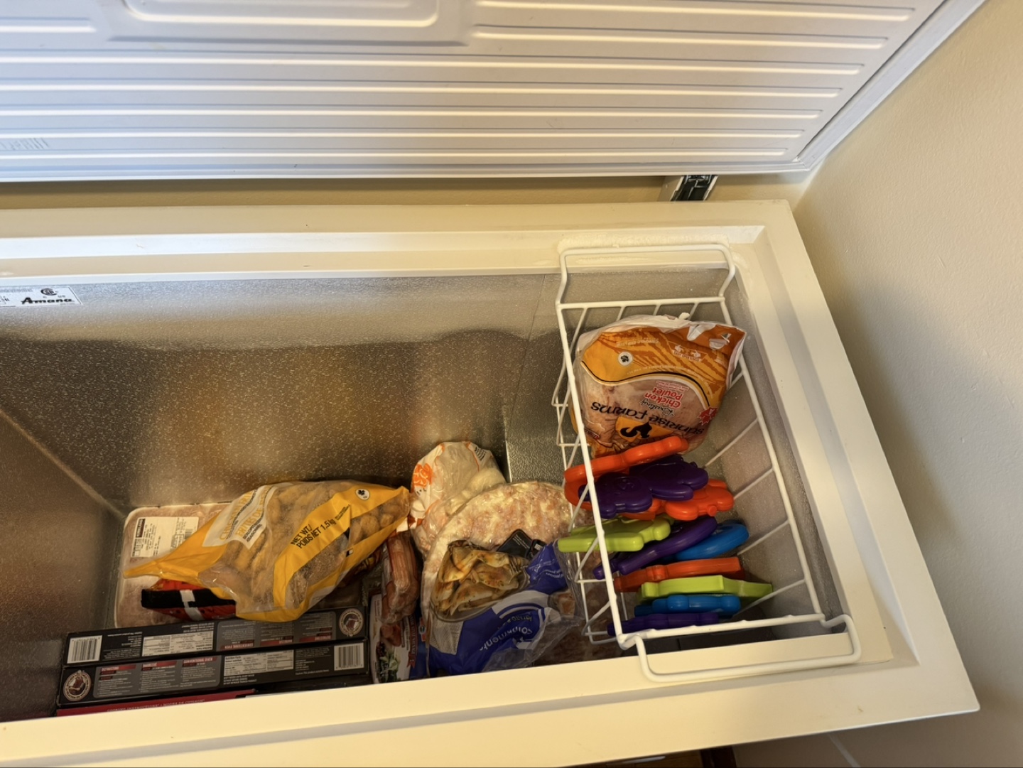Amana 5.9 cu ft Chest Freezer - photo 4