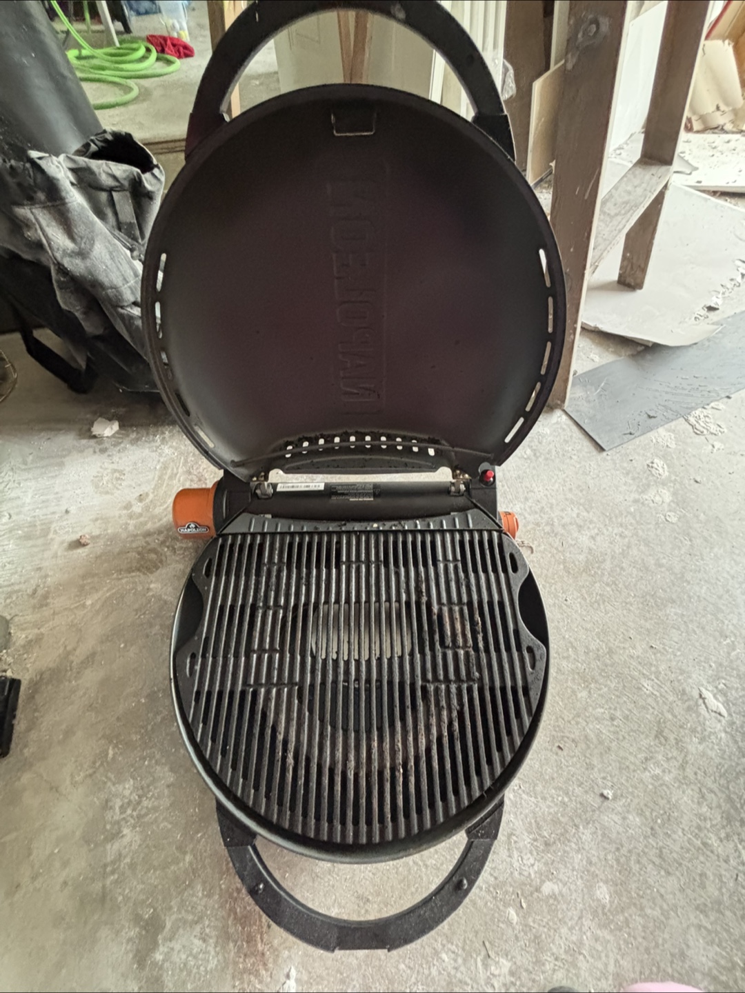 Napoleon tabletop gas BBQ grill - photo 2
