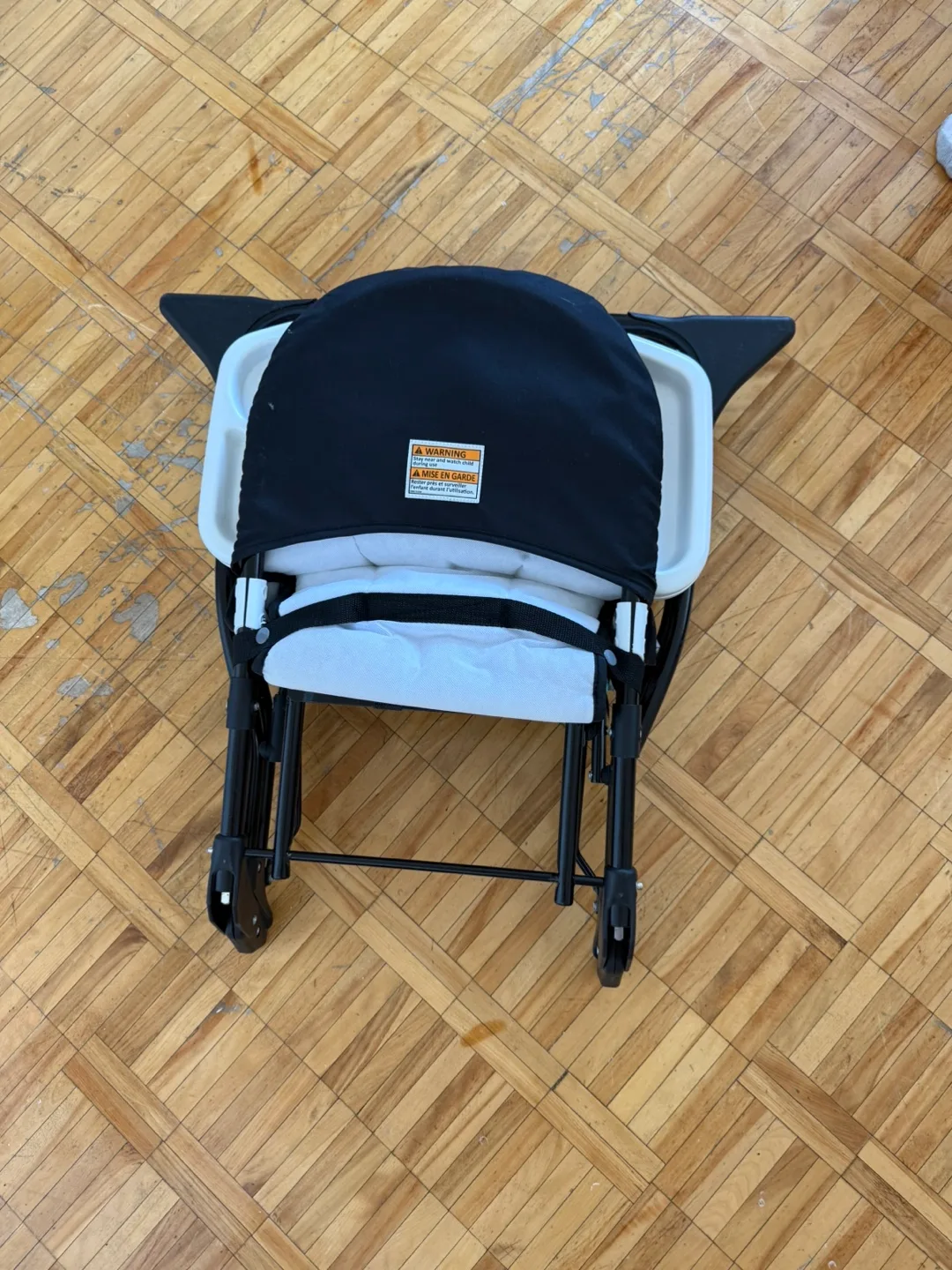 Cosco foldable high chair with tray image indicator(3)