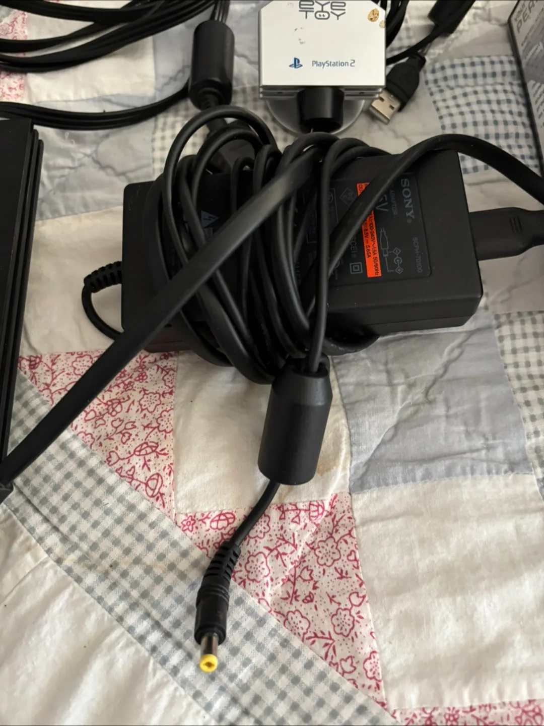 PlayStation 2 with games image indicator(2)