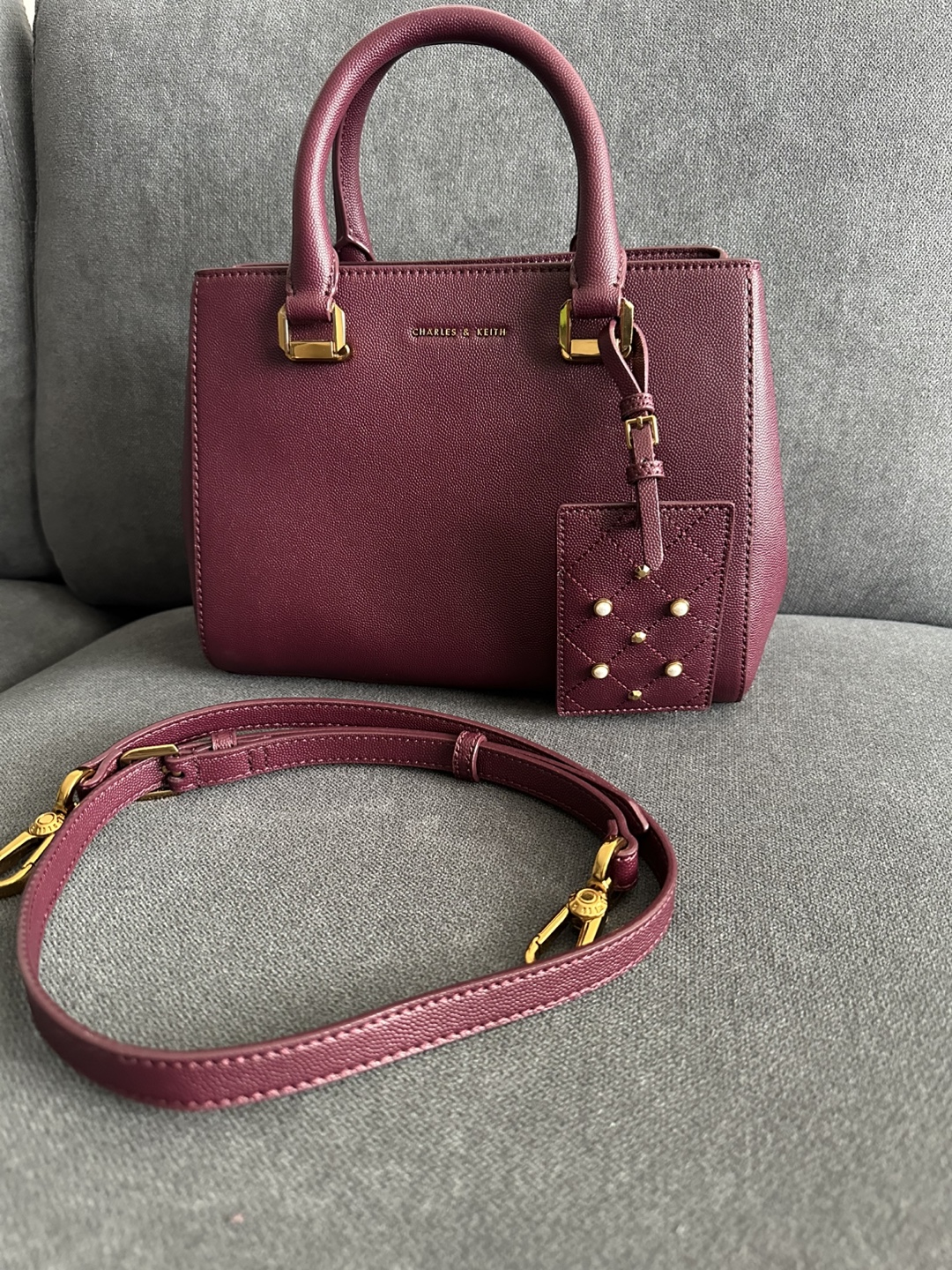 Charles & Keith Burgundy satchel handbag - photo 2