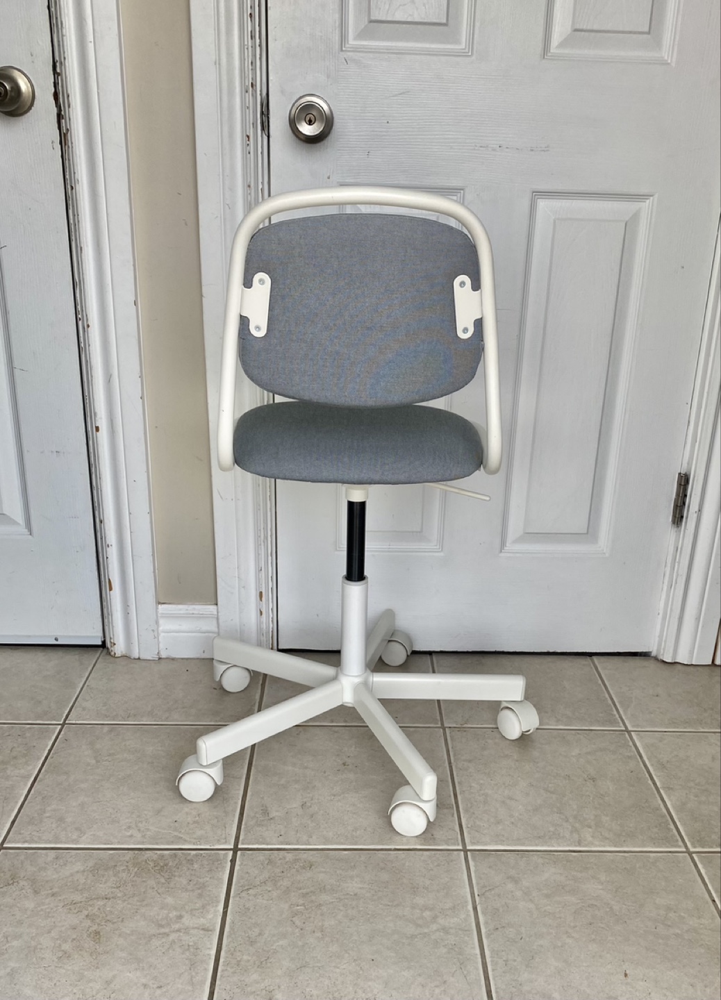 Kids IKEA Desk Chair - photo 2