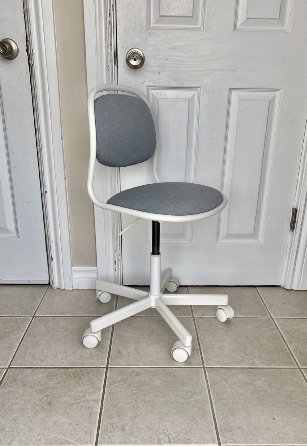 Kids IKEA Desk Chair - photo 3