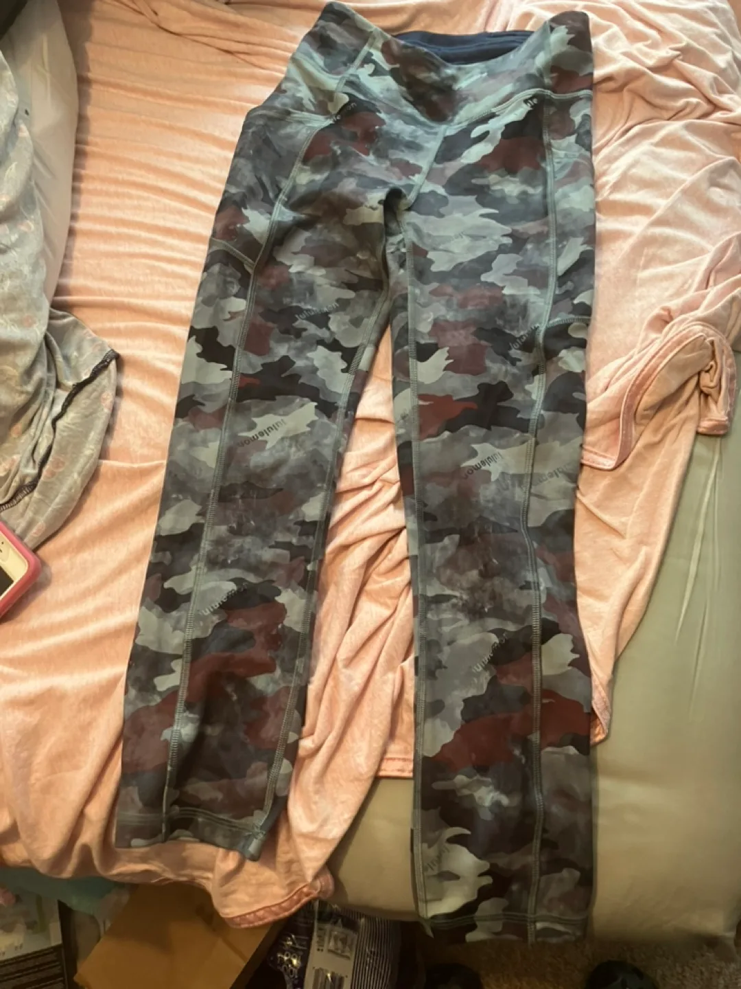 Size 4 lululemon High-Waisted Camo Leggings image indicator(2)