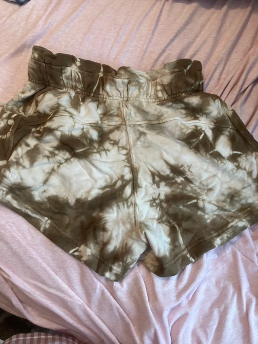 Lululemon Tie-Dye Shorts image indicator(2)