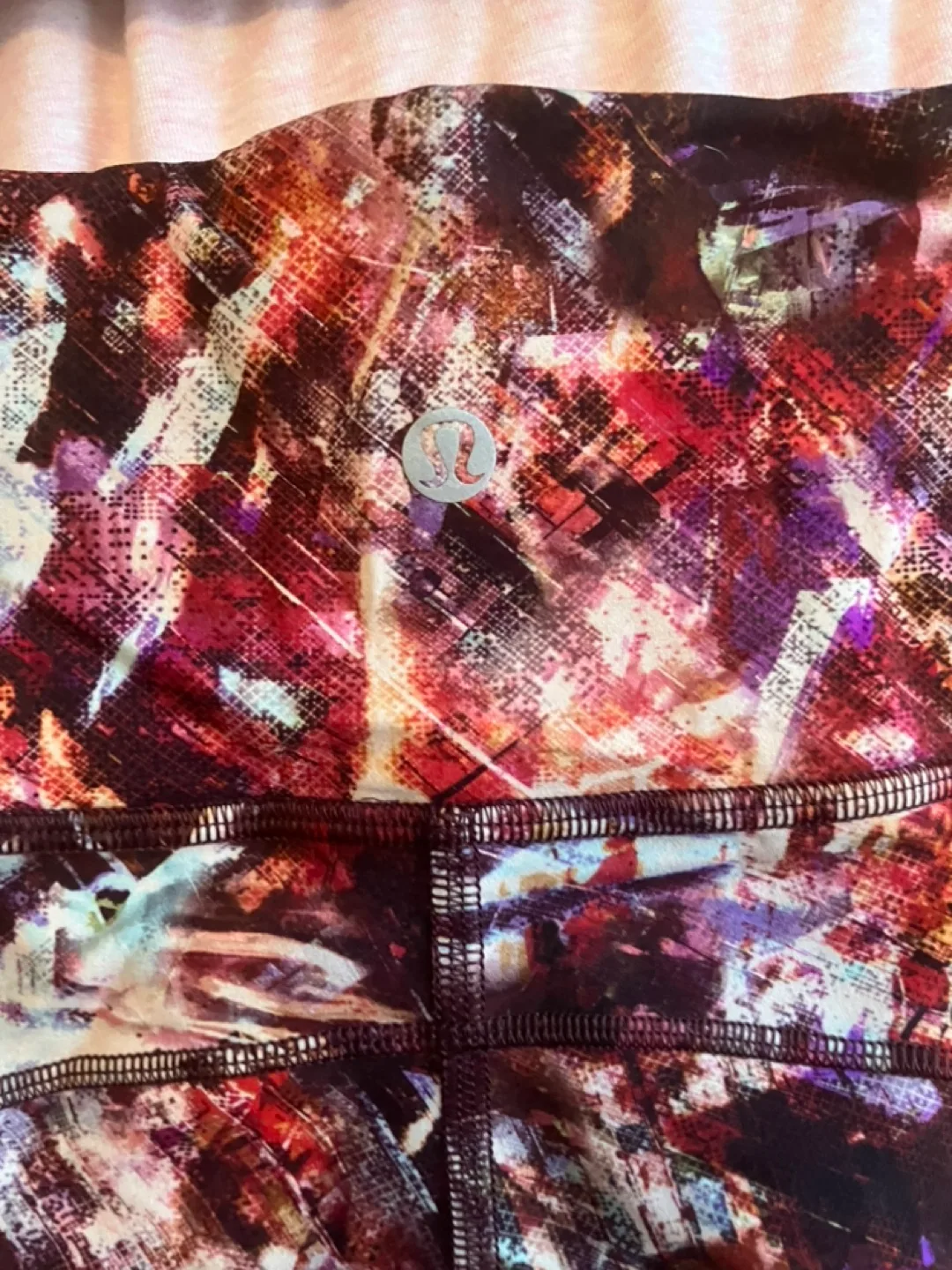 Lululemon Size 6 Abstract Print Running Shorts image indicator(3)