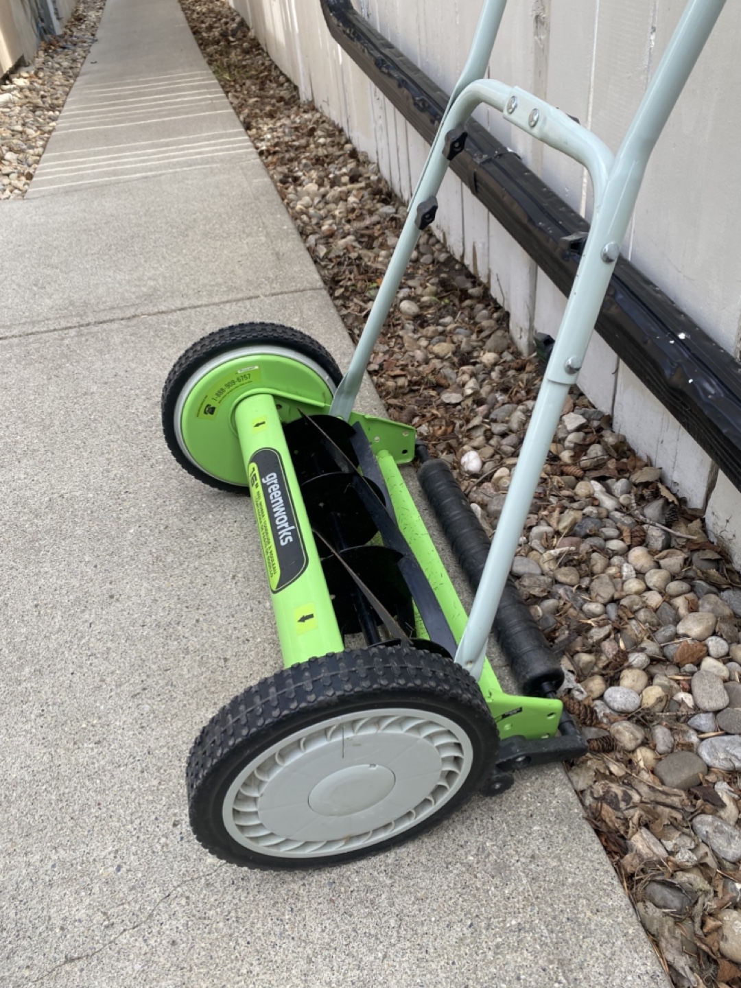 Greenworks 16" Reel Mower