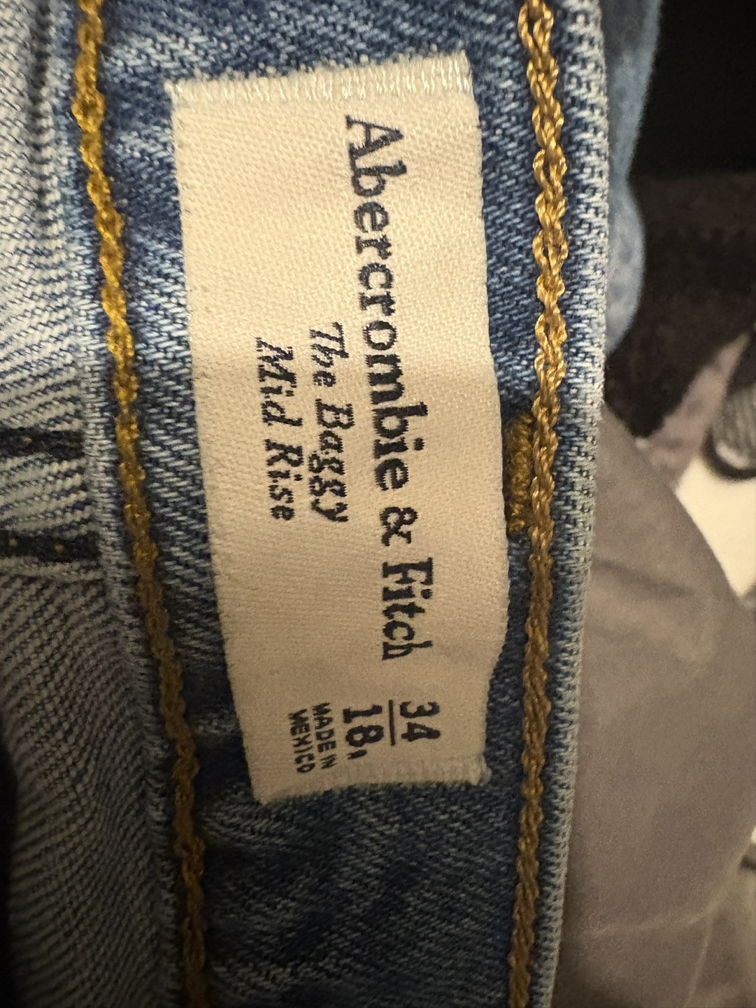 Abercrombie & Fitch The baggy Mid Rise Jeans