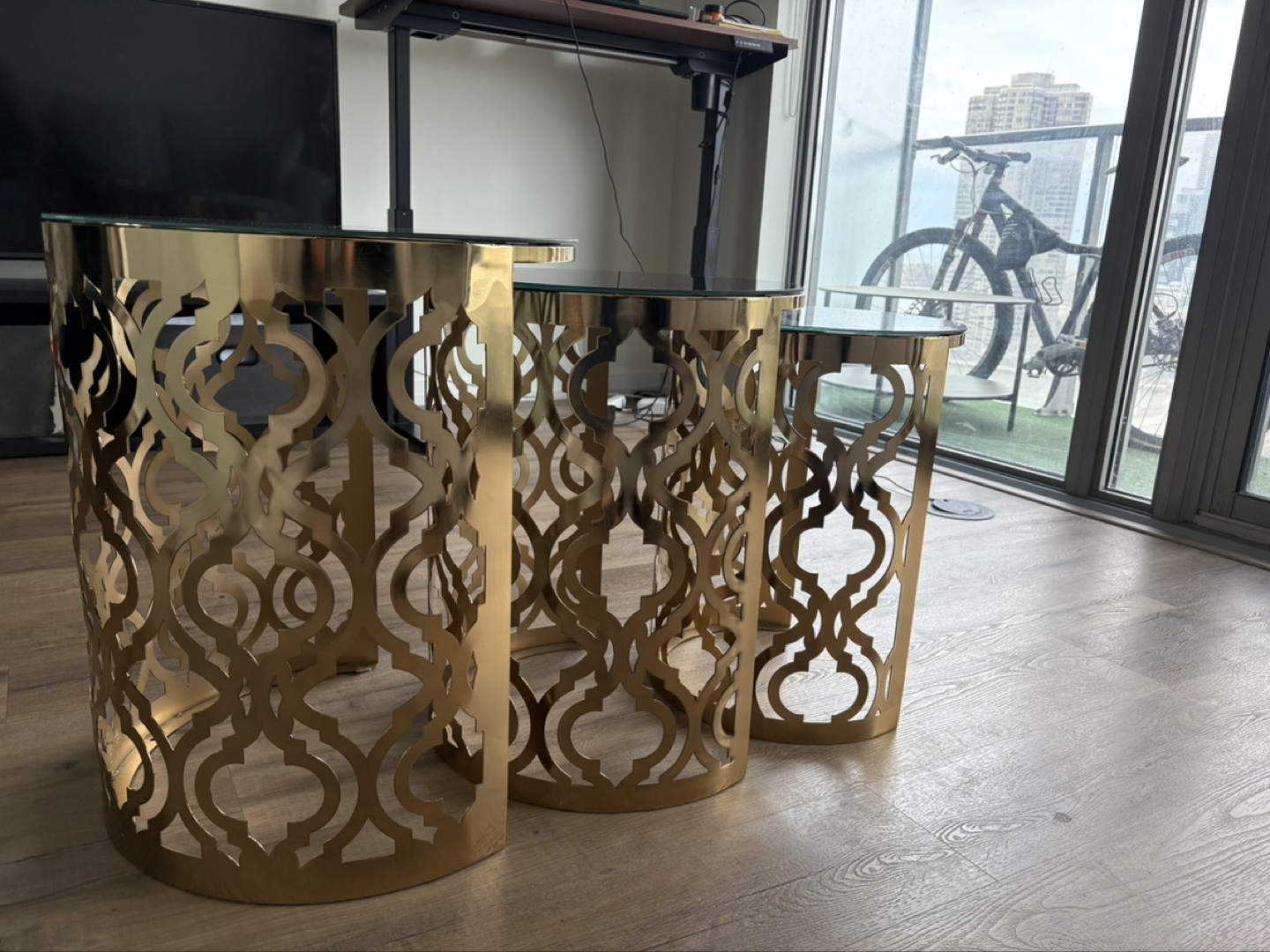 Gold Metal and Glass Nest of Coffee table - photo 3