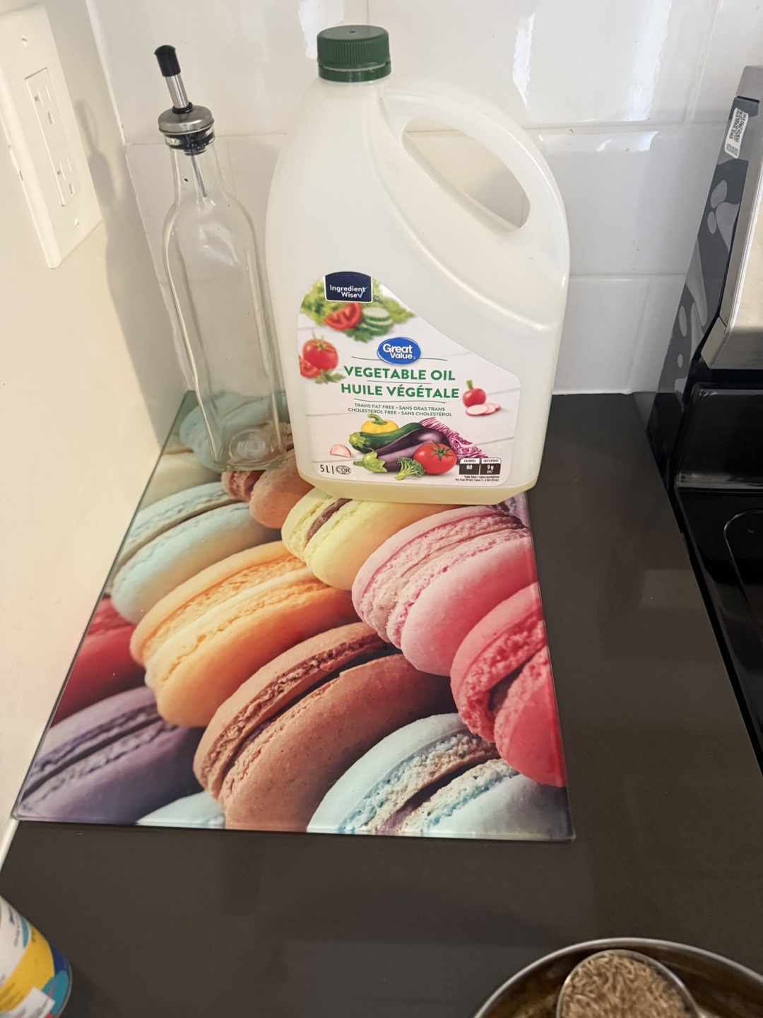 Glass Cutting Board with Macaron Design