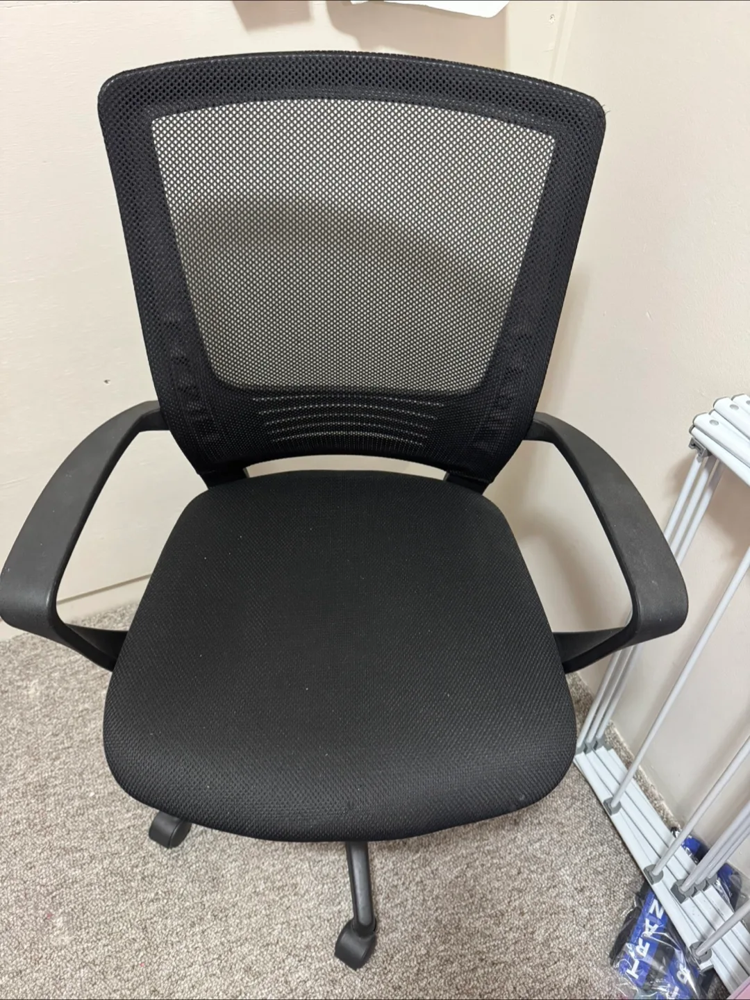 Black Mesh Office Chair (Adjustable) thumbnail