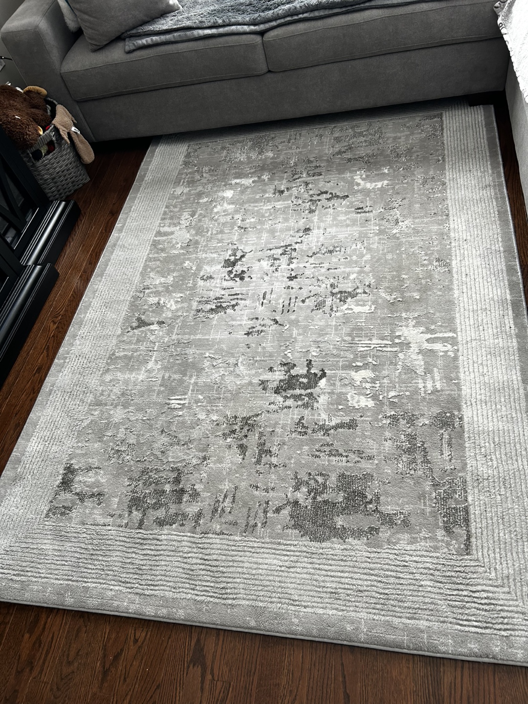 Grey Area Rug - 6' x 9'