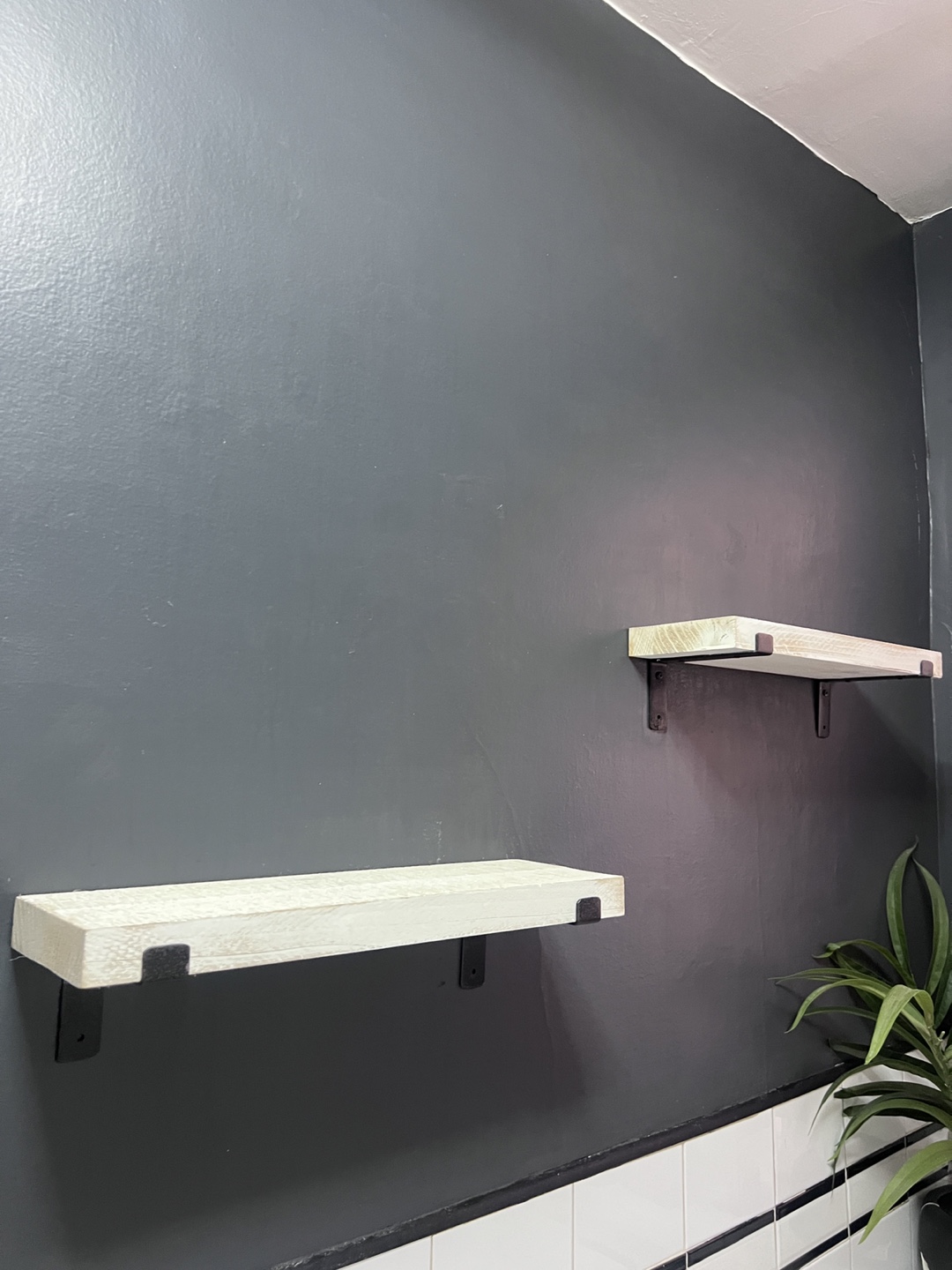 Pair of Wood Floating Shelves with Black Metal Brackets - photo 5