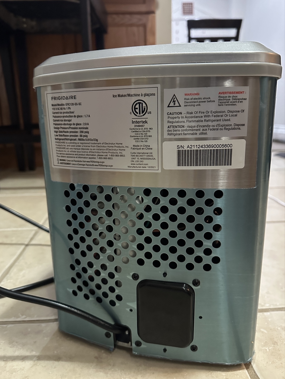 Frigidaire Ice Maker - photo 3