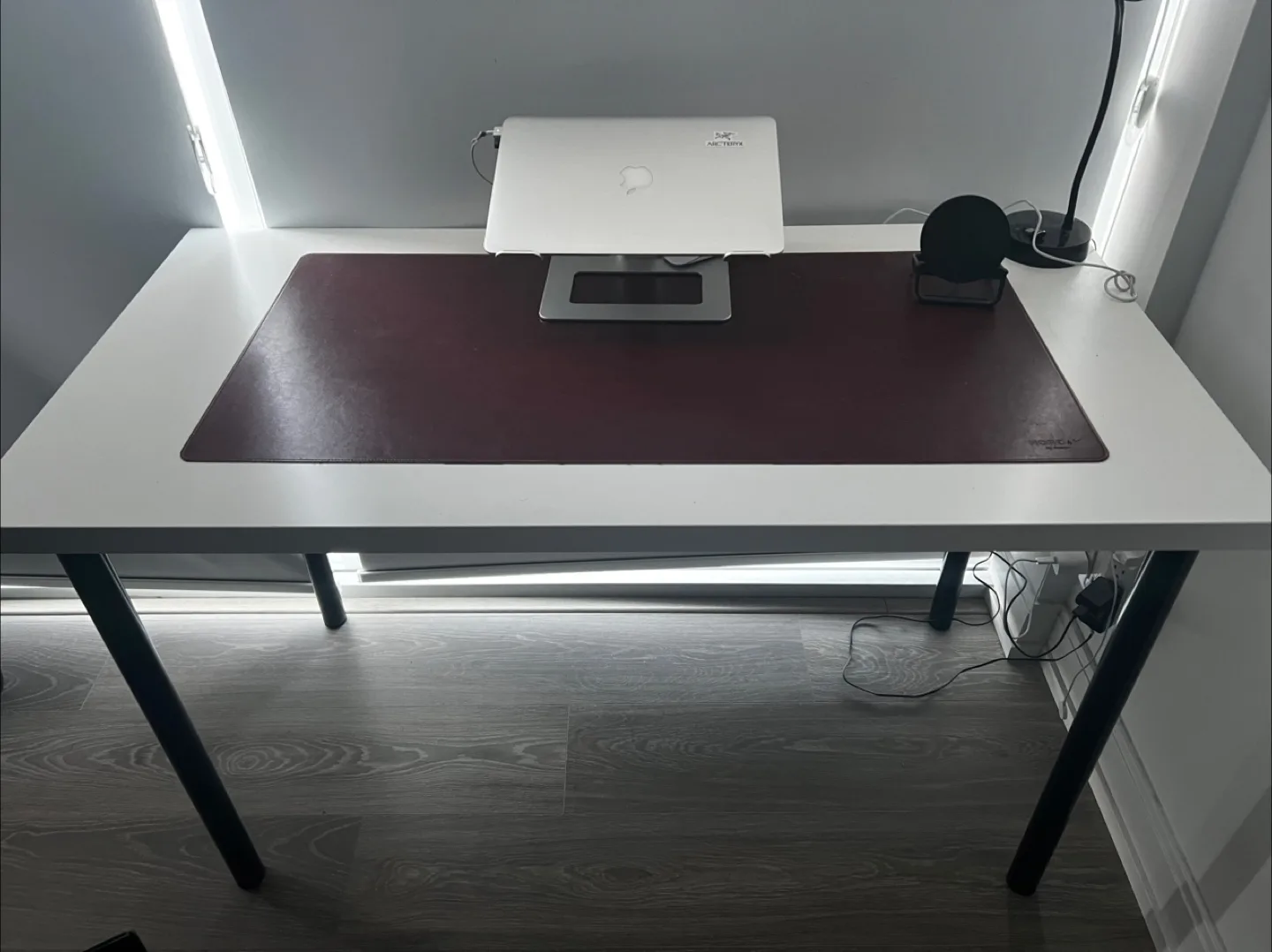 White Desk with Black Legs thumbnail
