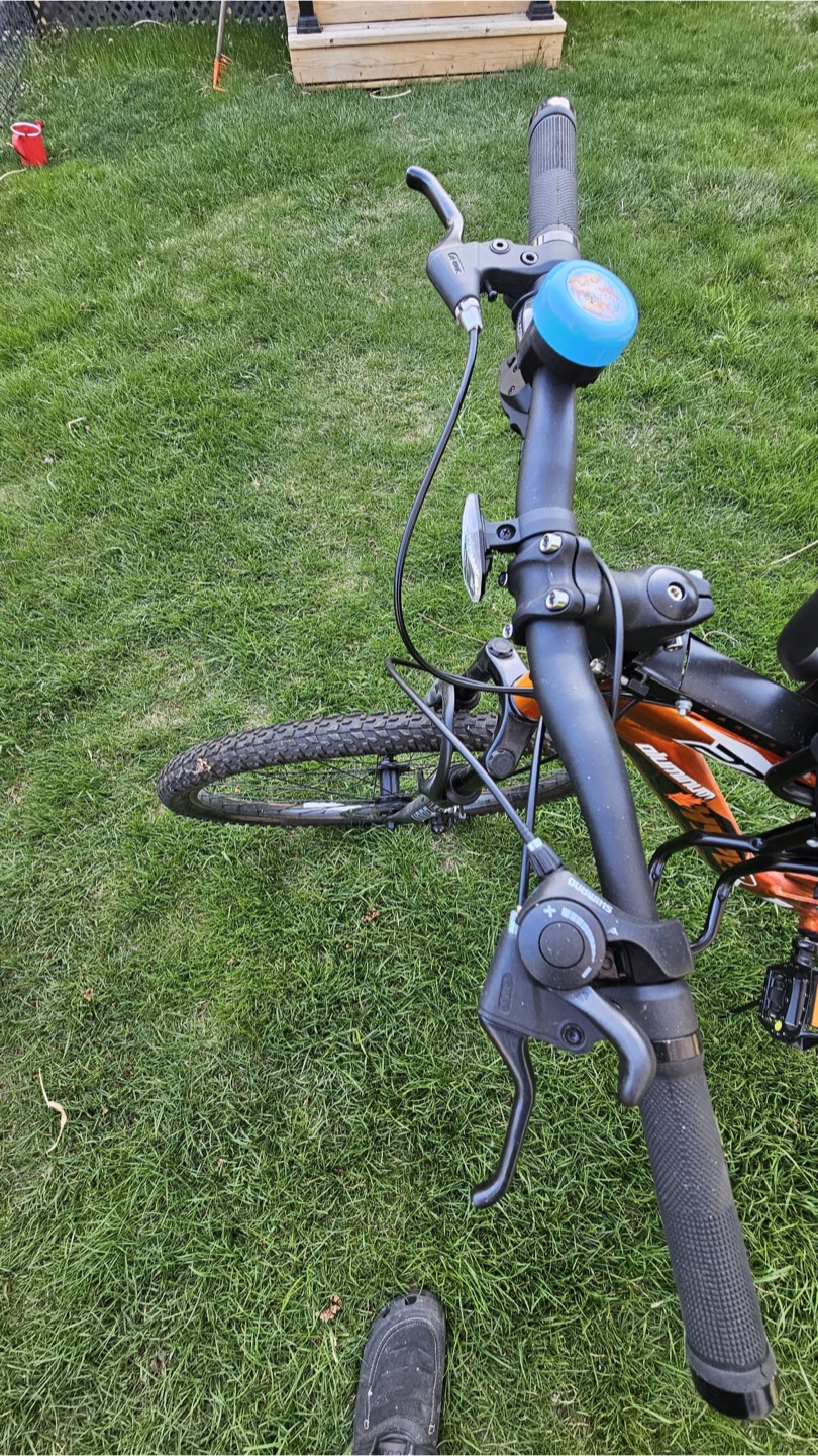 Used Hyper Viking Elite 27.5" Men's Aluminum Mountain Bike - photo 5