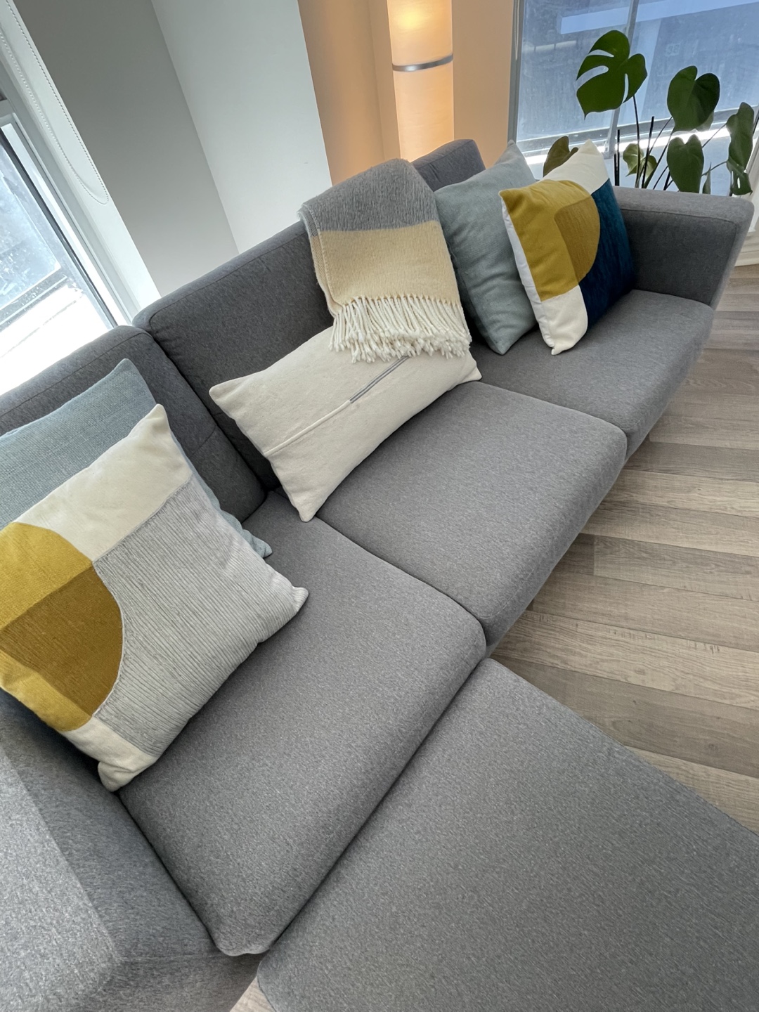 EQ3 - SOLO SOFA and OSKAR OTTOMAN - photo 2