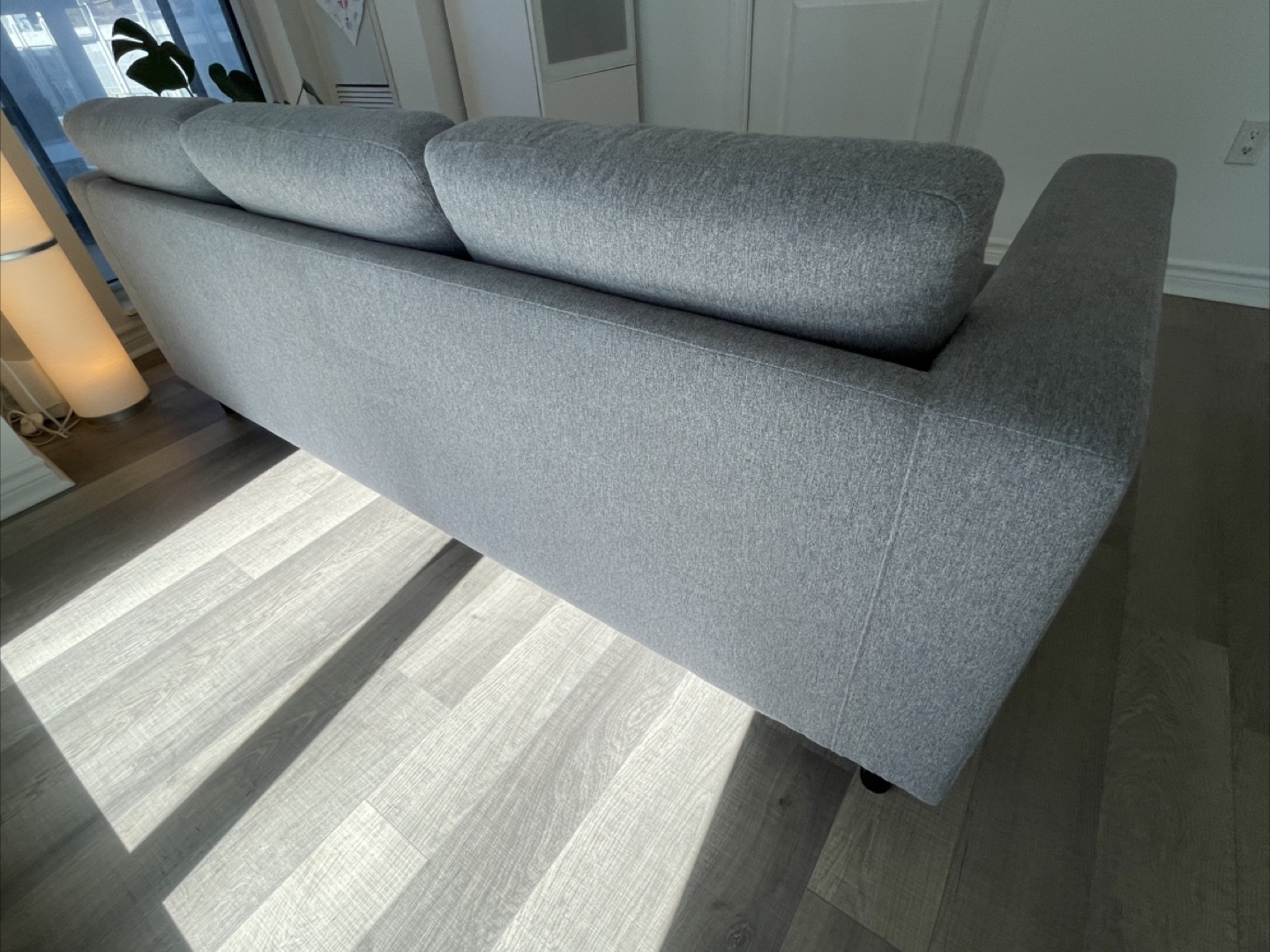 EQ3 - SOLO SOFA and OSKAR OTTOMAN - photo 5