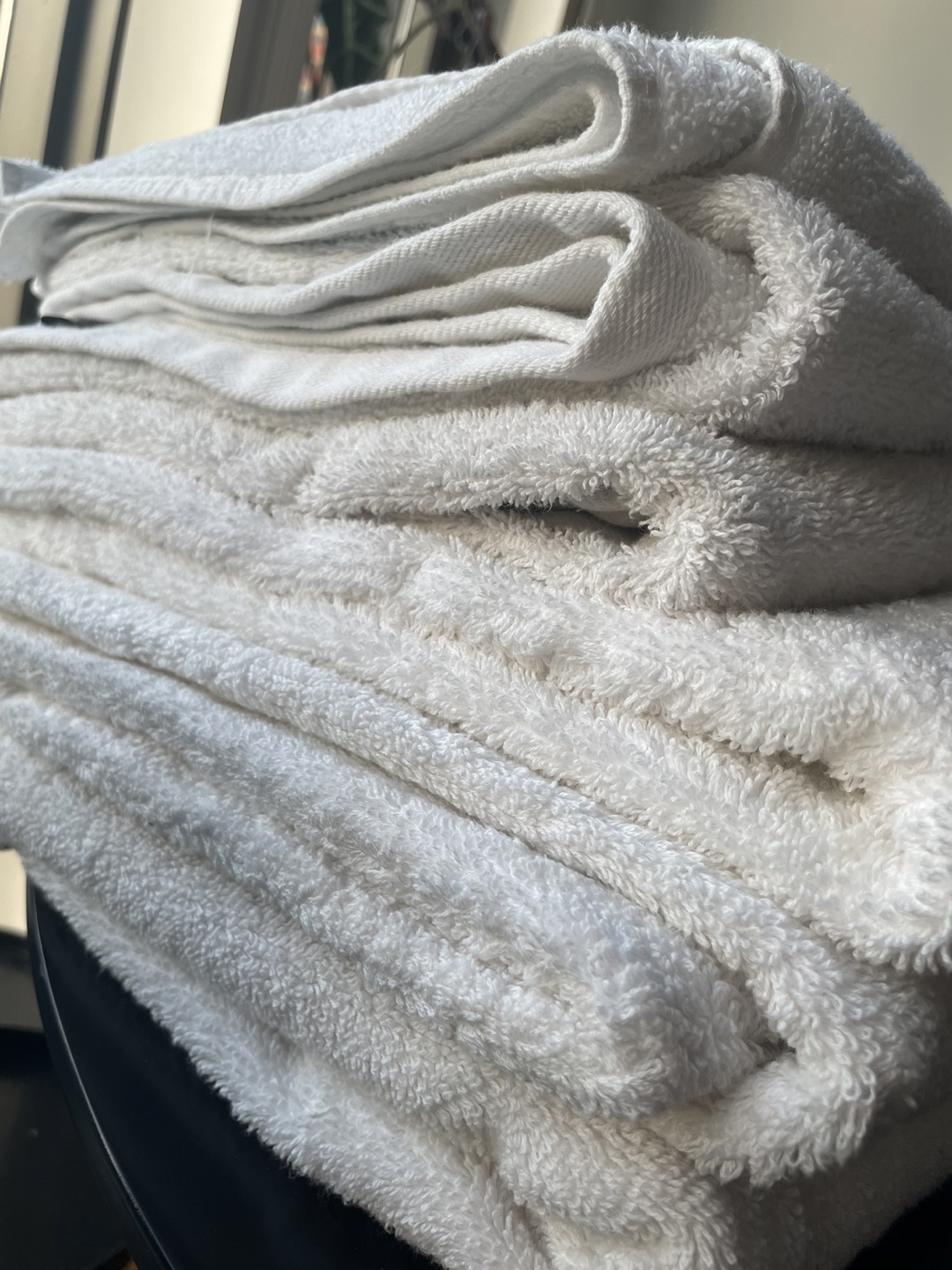 White Bath Towels - photo 2