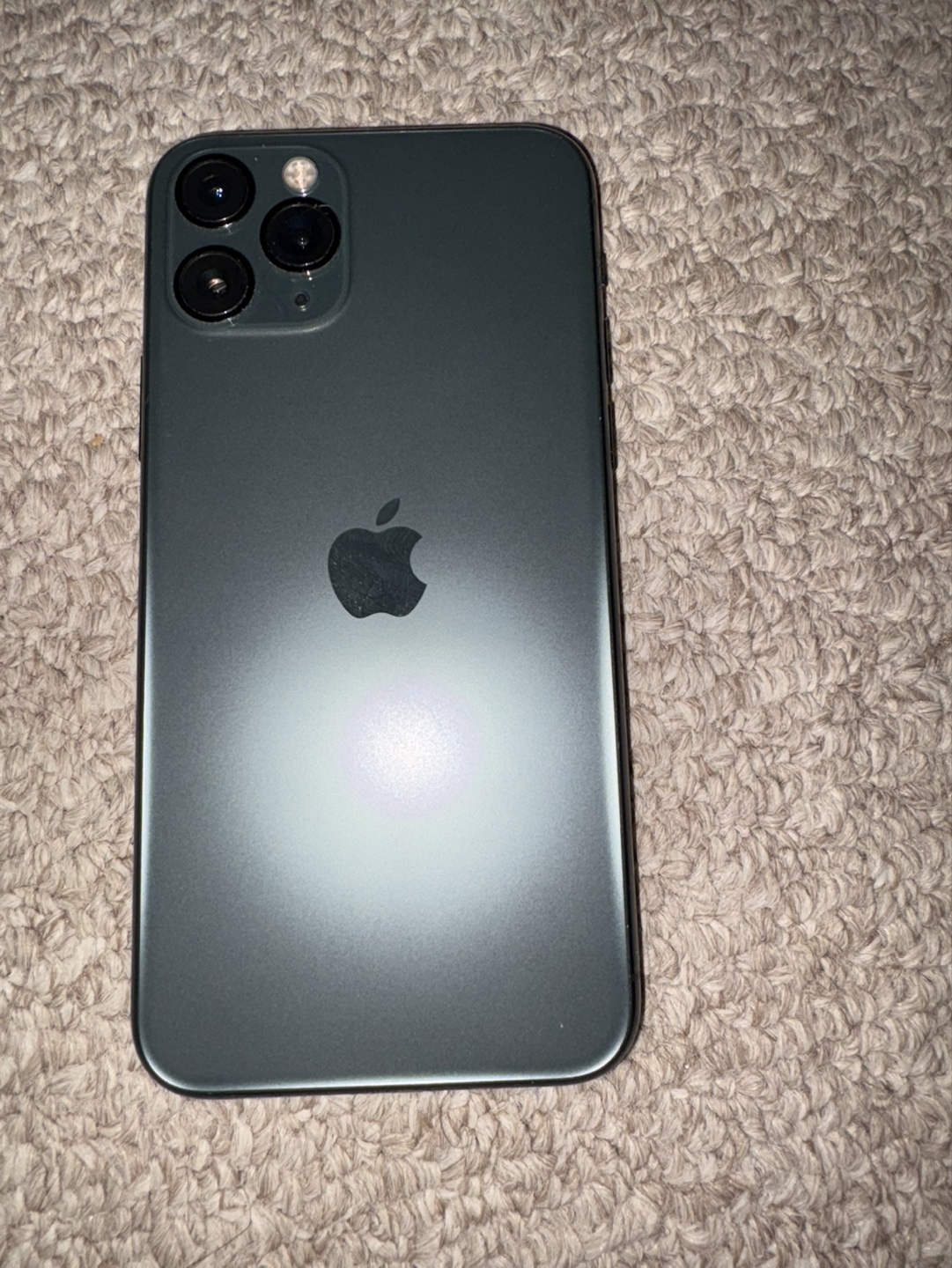 iPhone 11 - Gray - Used