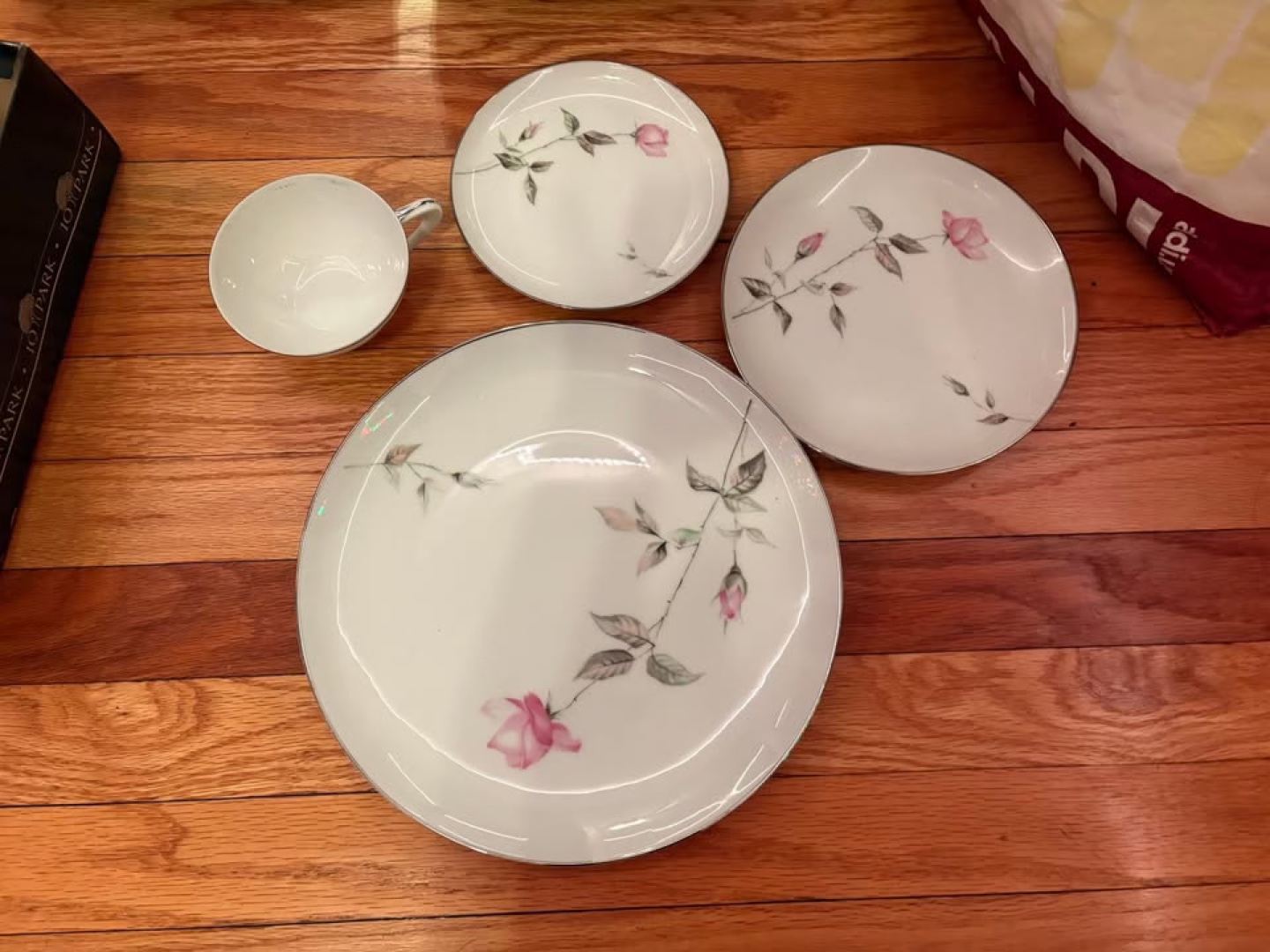 China Plates - Floral Set - photo 2