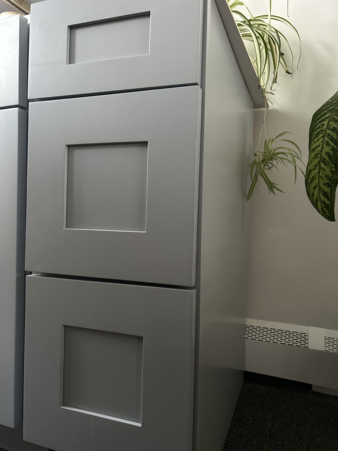 Gray Shaker Kitchen Cabinet - 3 Drawers - photo 2