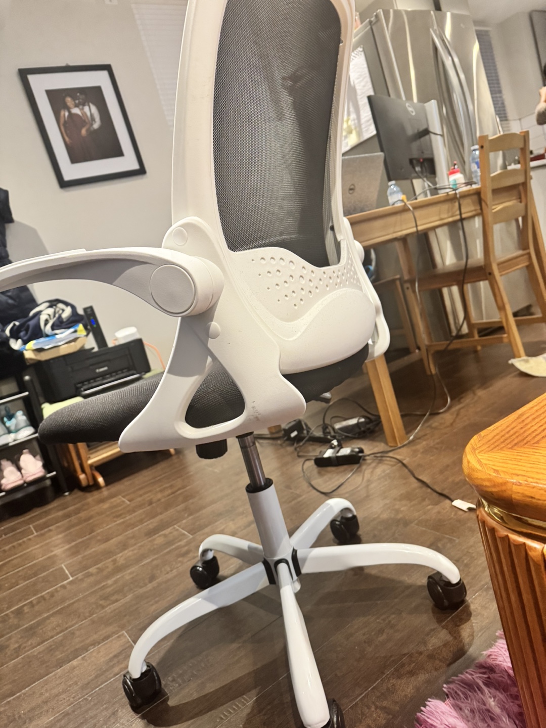 White and Black Mesh Office Chair - photo 5