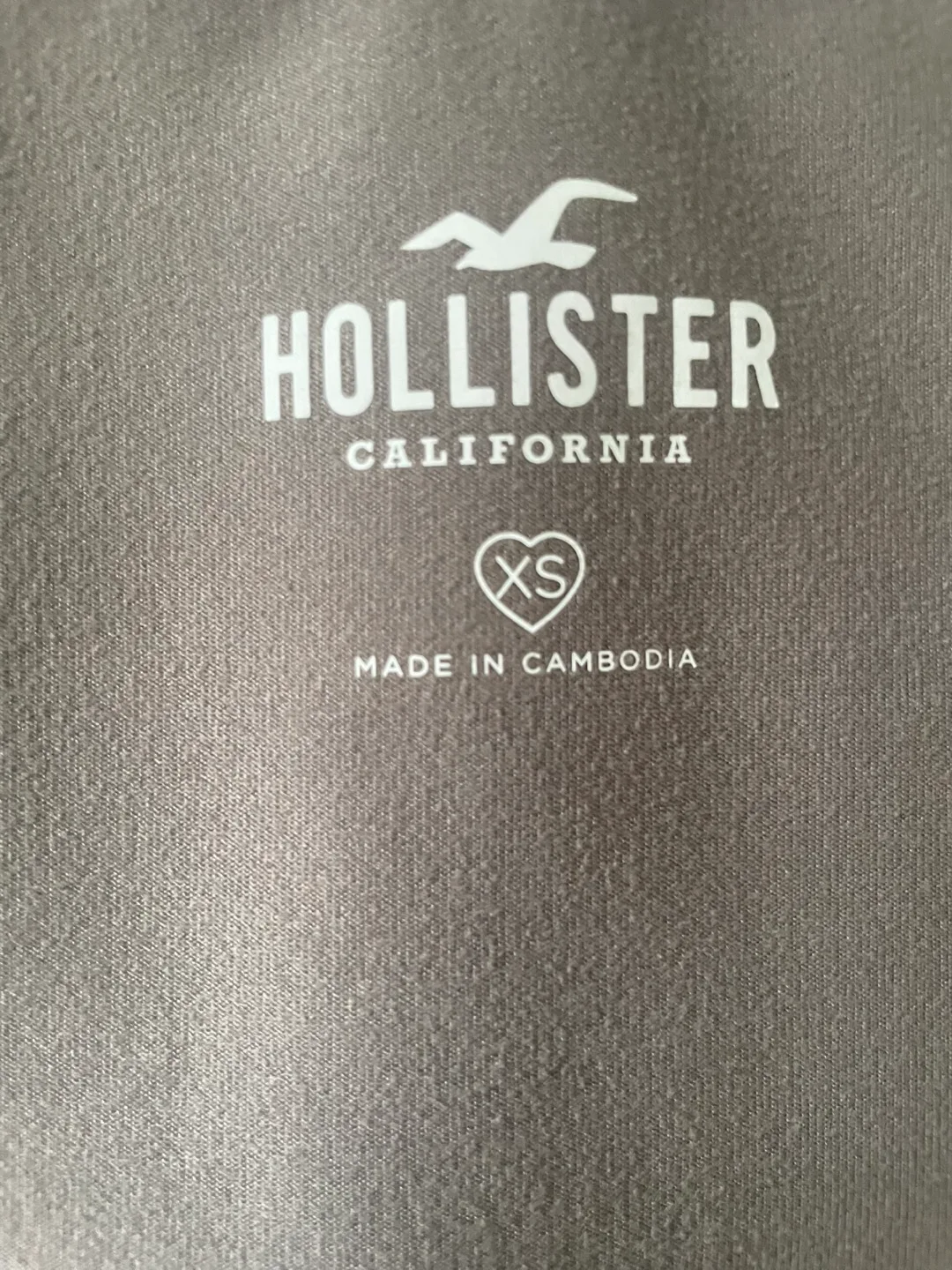 Hollister Long Sleeve image indicator(3)
