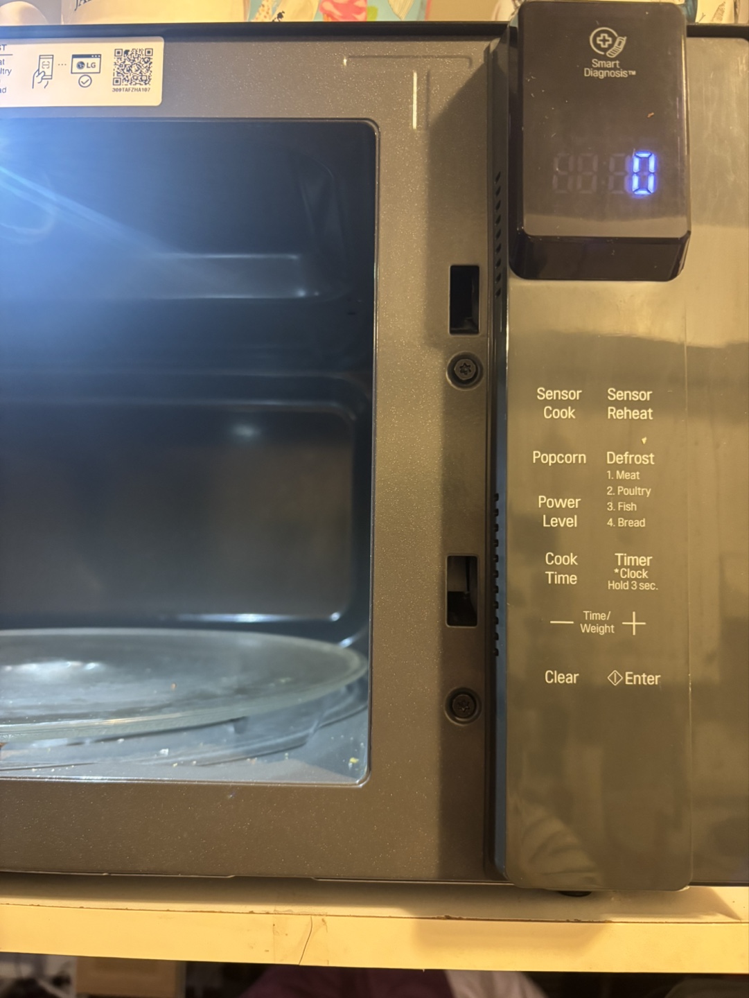LG Smart Inverter Microwave - photo 3