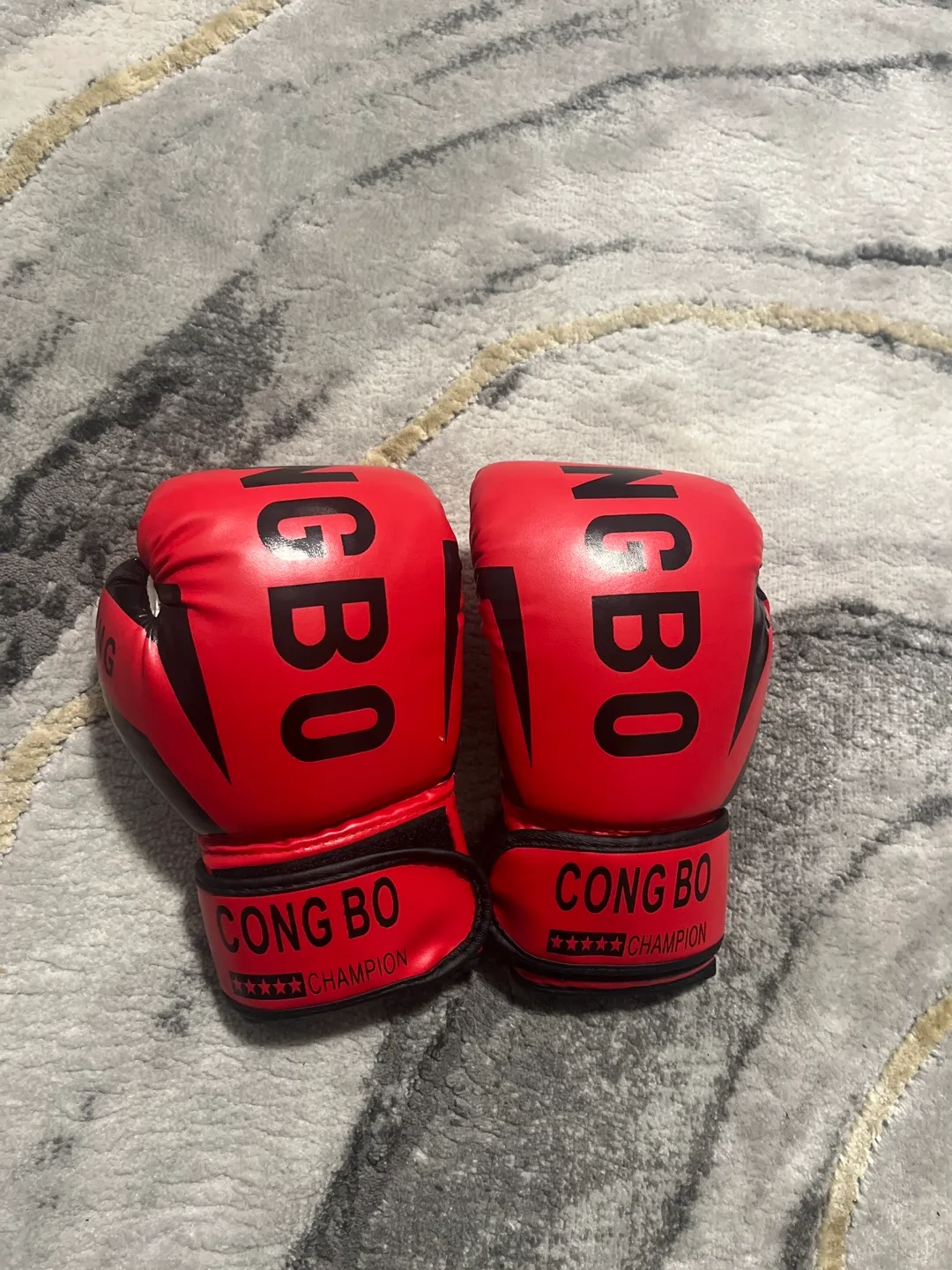 New Cong Bo Boxing Gloves - Red and Black image indicator(2)