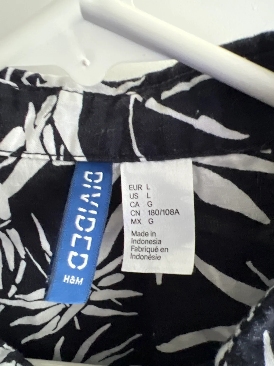 🍒H&M Men's Black and White Bamboo Print image indicator(2)