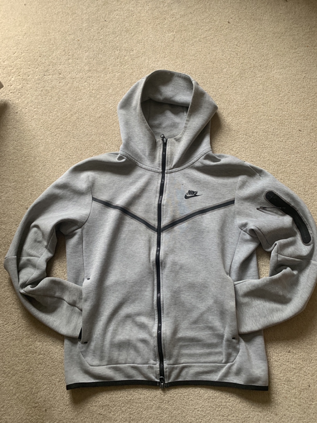 *NEED GONE* Nike Tech Fleece Zip-Up Hoodie - Size M