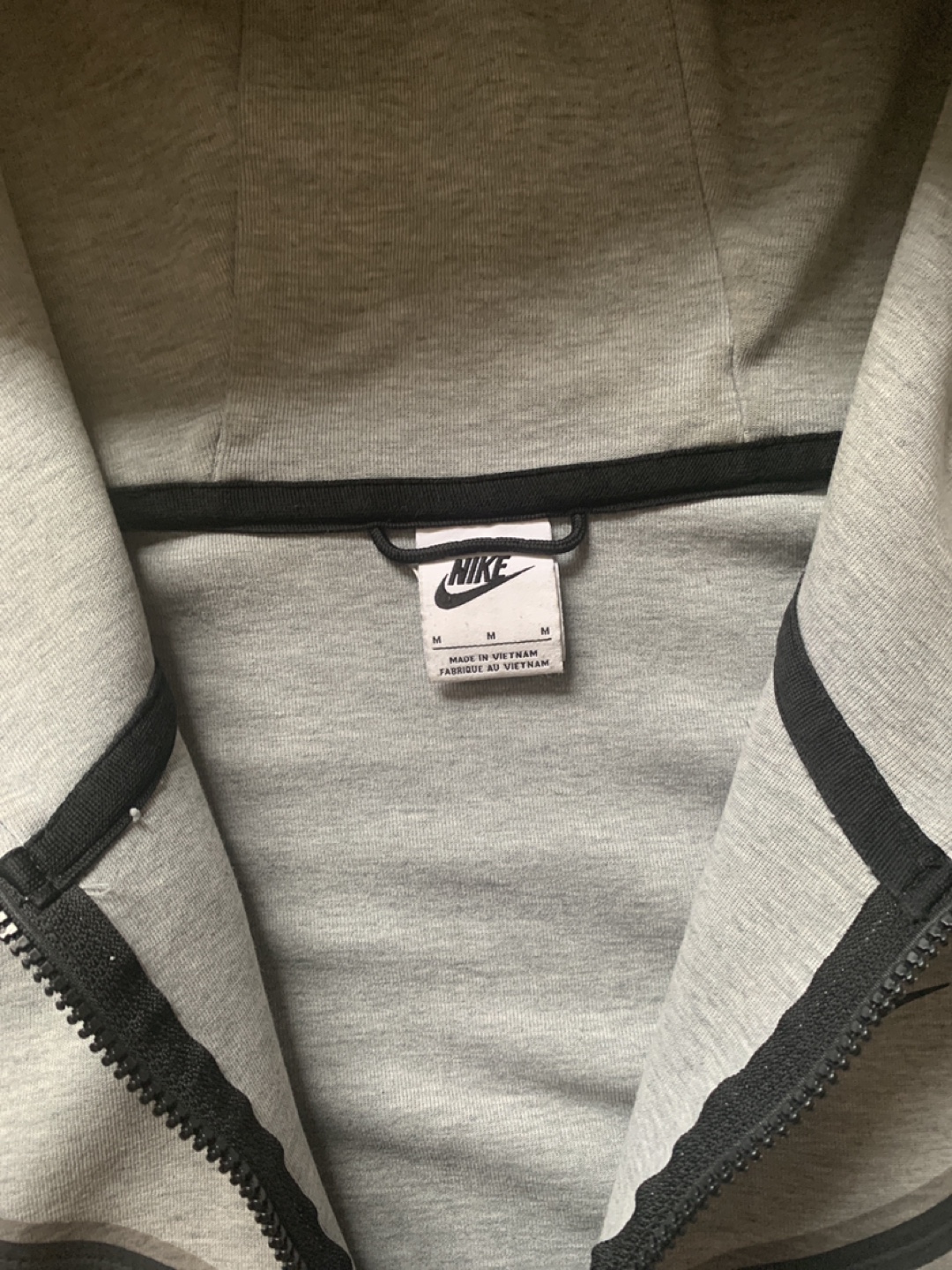 *NEED GONE* Nike Tech Fleece Zip-Up Hoodie - Size M - photo 2