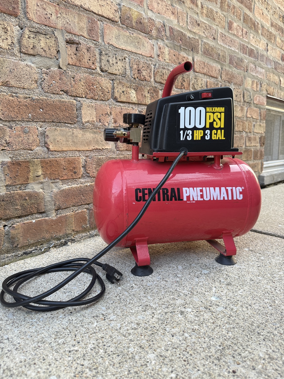 Central Pneumatic 1/3 HP 3 Gallon Air Compressor