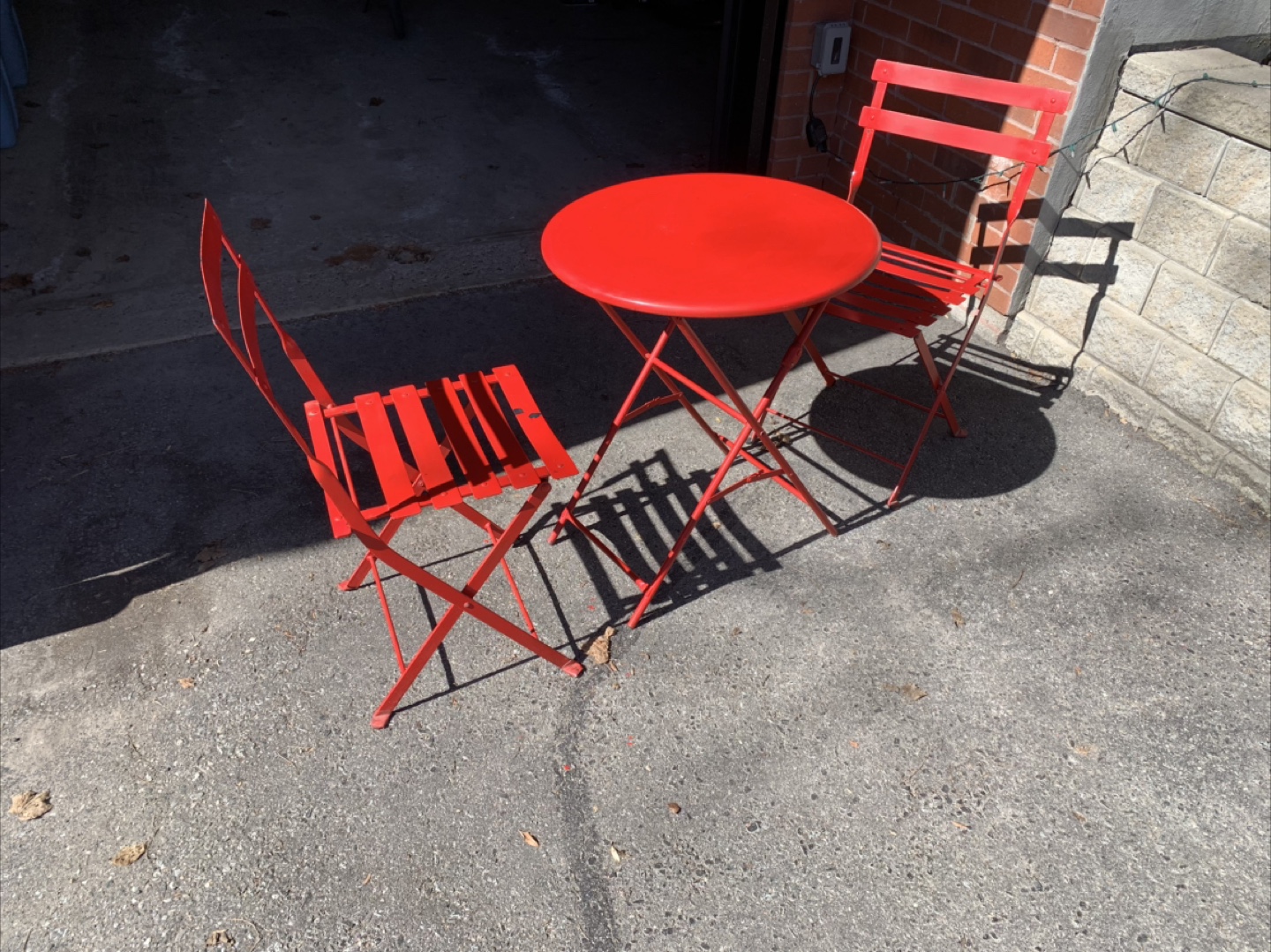 Red Metal Bistro Set - Table and Two Chairs - photo 2