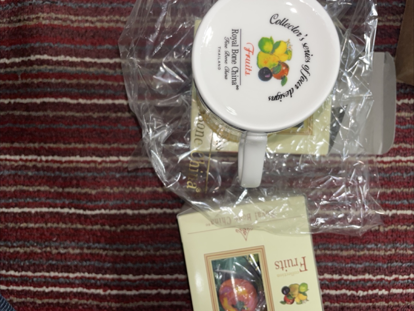 (Brand new)Royal Bone China Collector's Series Fruit Mug - photo 5