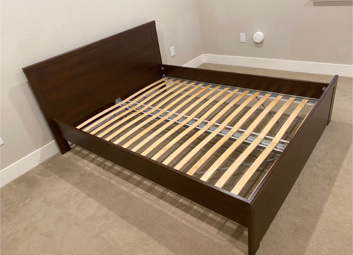 Mattress, headboard and bed frame - photo 4