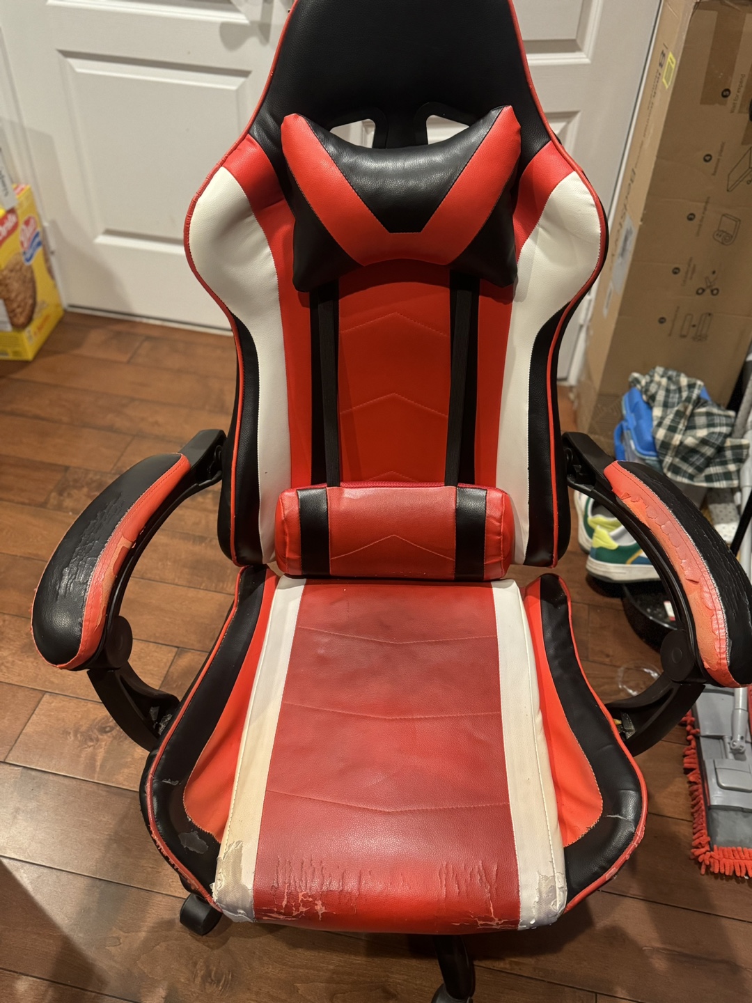 Dark brown computer desk and Gaming chair - photo 5