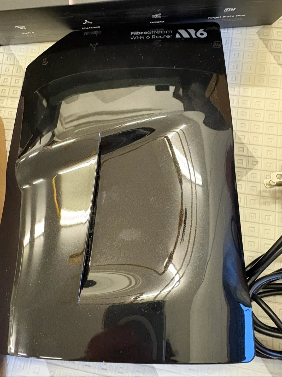 New FibreStream M6 Wi-Fi 6 Router image indicator(2)