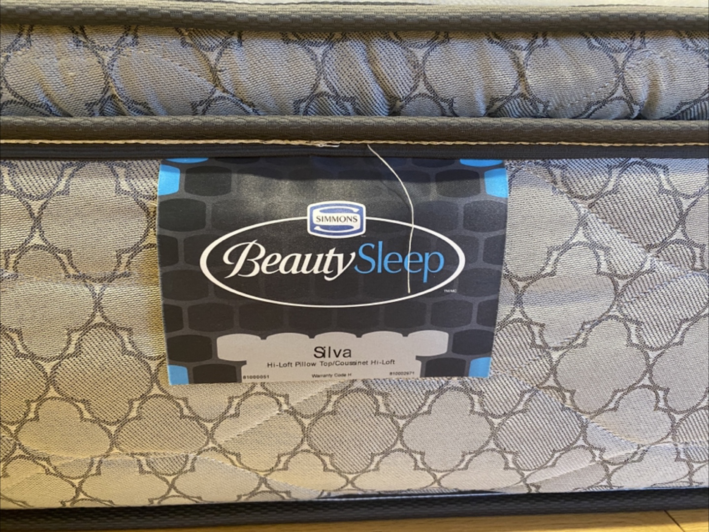 Simmons King Size Beauty Sleep Pillow Top Mattress (CAN DELIVER) - photo 2
