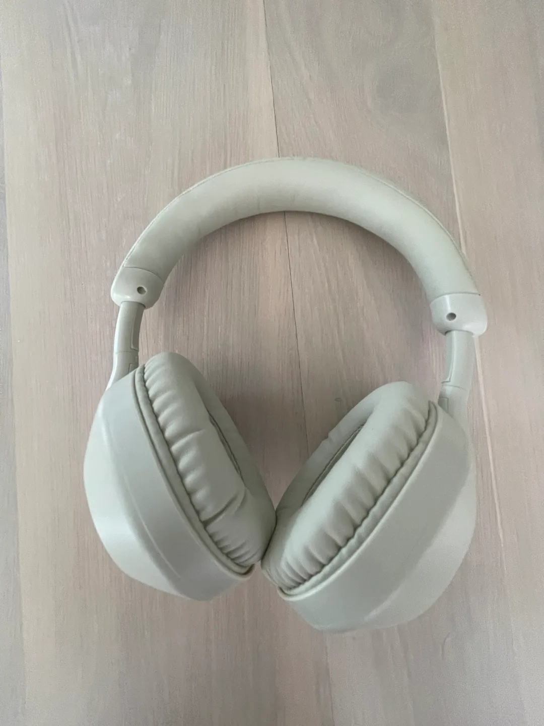 Heastyle Advanced Levitate Wireless Headphones - Brand New image indicator(2)