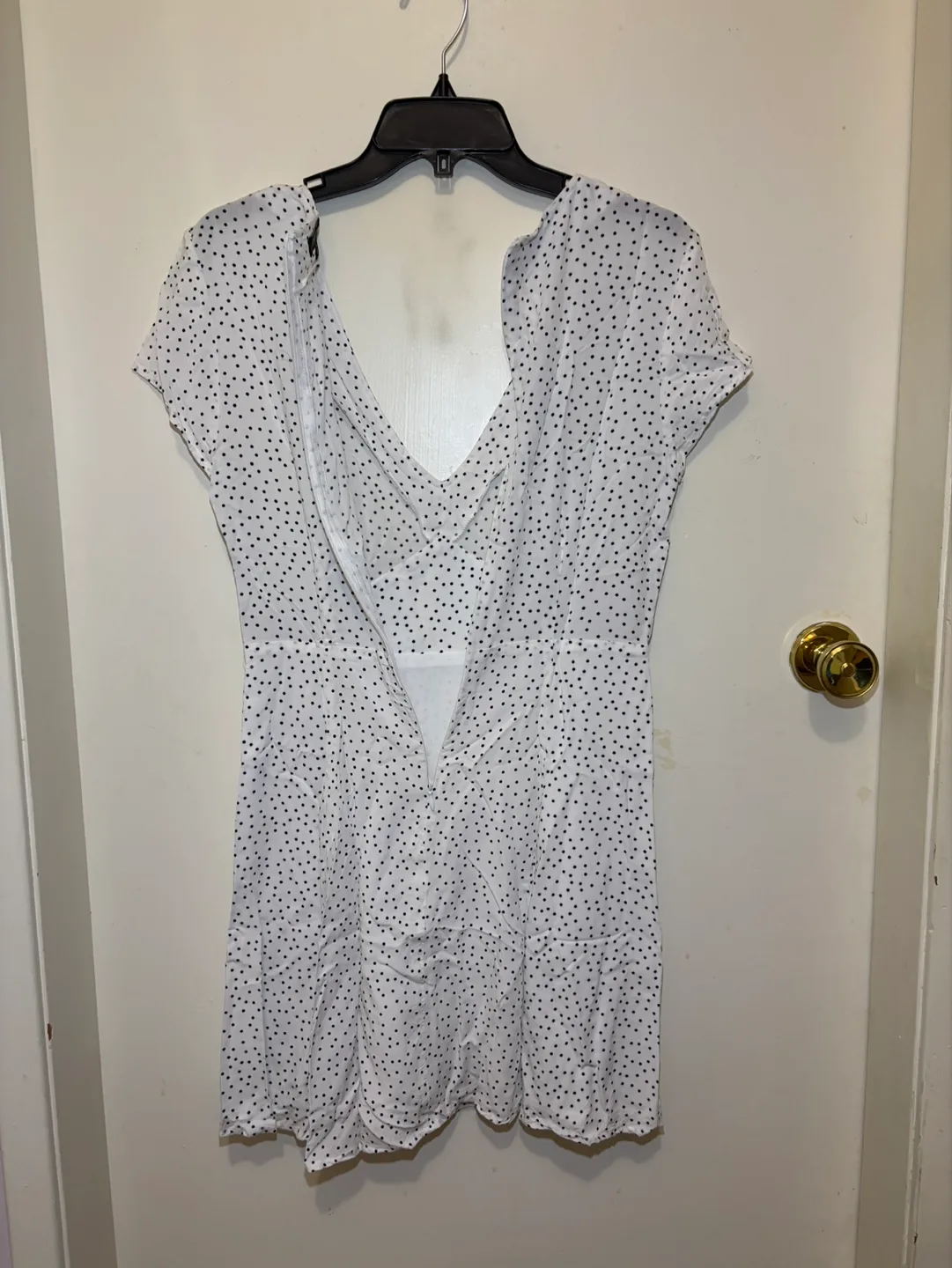 New Dynamite White Polka Dot V Neck Short Dress or Blouse - S image indicator(3)