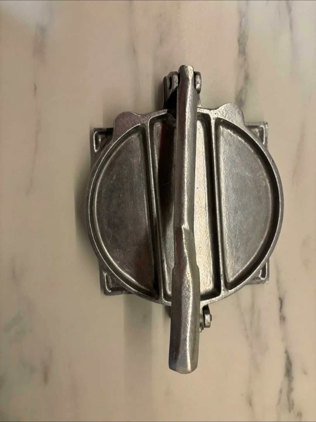 Vintage Tortilla Press image indicator(2)