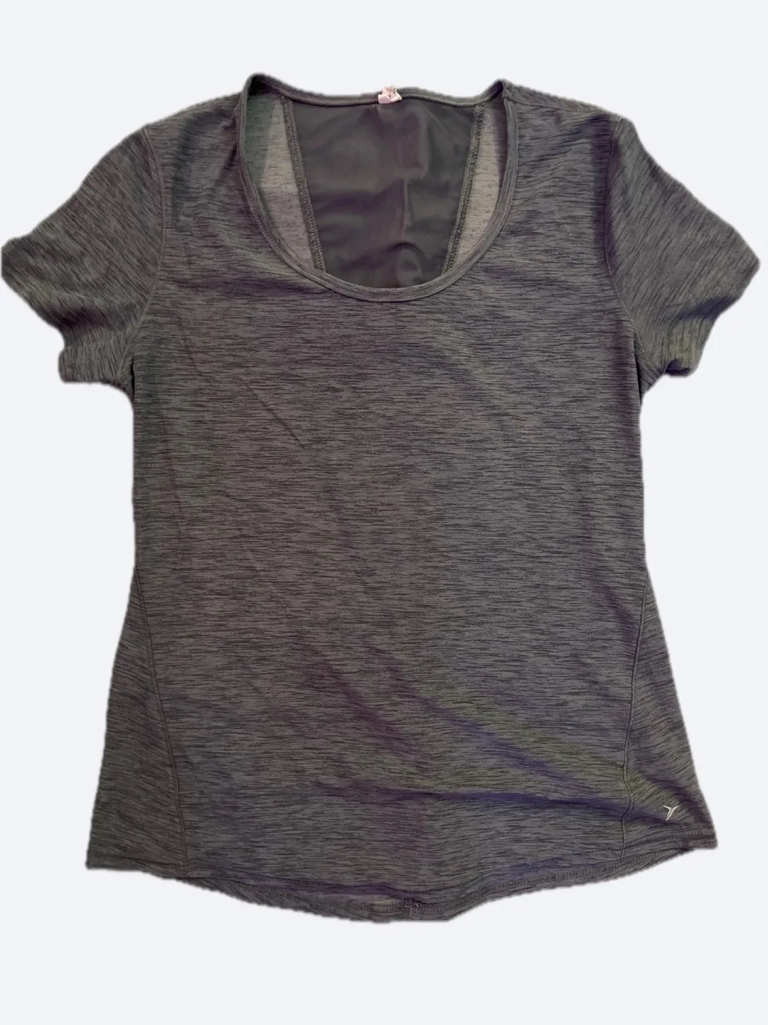 🍒Old Navy Active Breathe On T-Shirt thumbnail