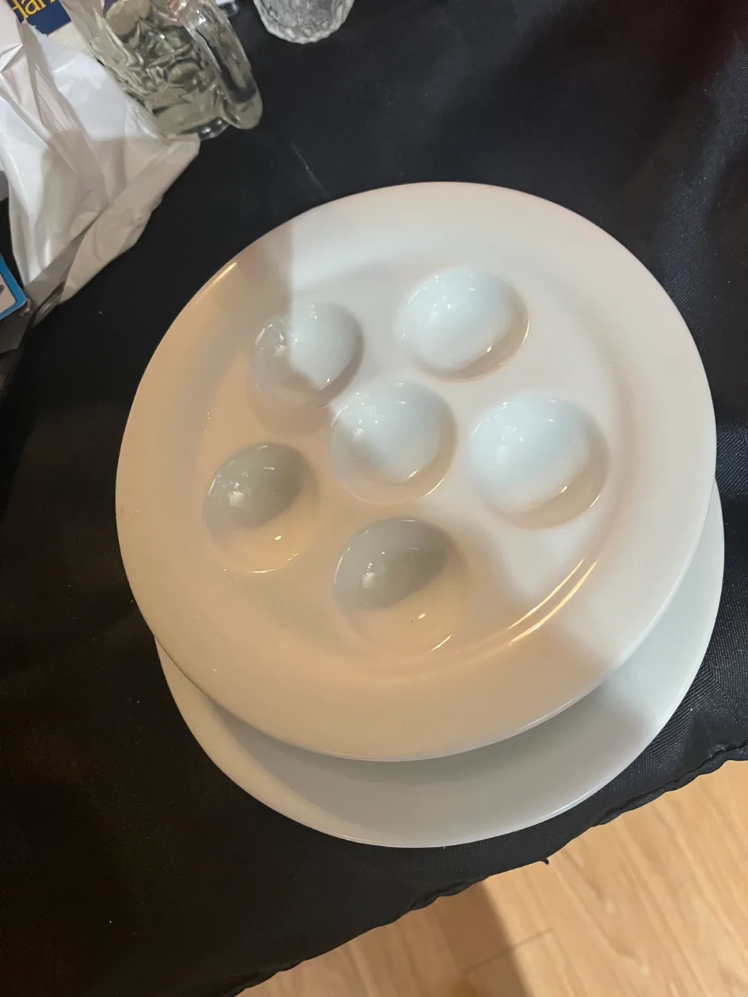 Set of 4 Porcelain Escargot Dishes image indicator(4)