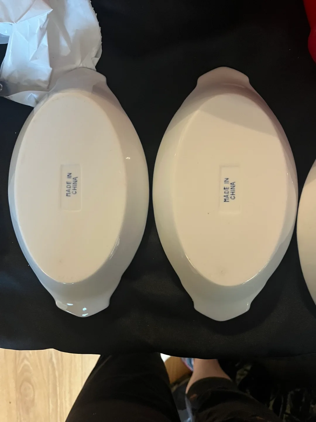 Set of Four Vintage Floral Serving Dishes image indicator(3)