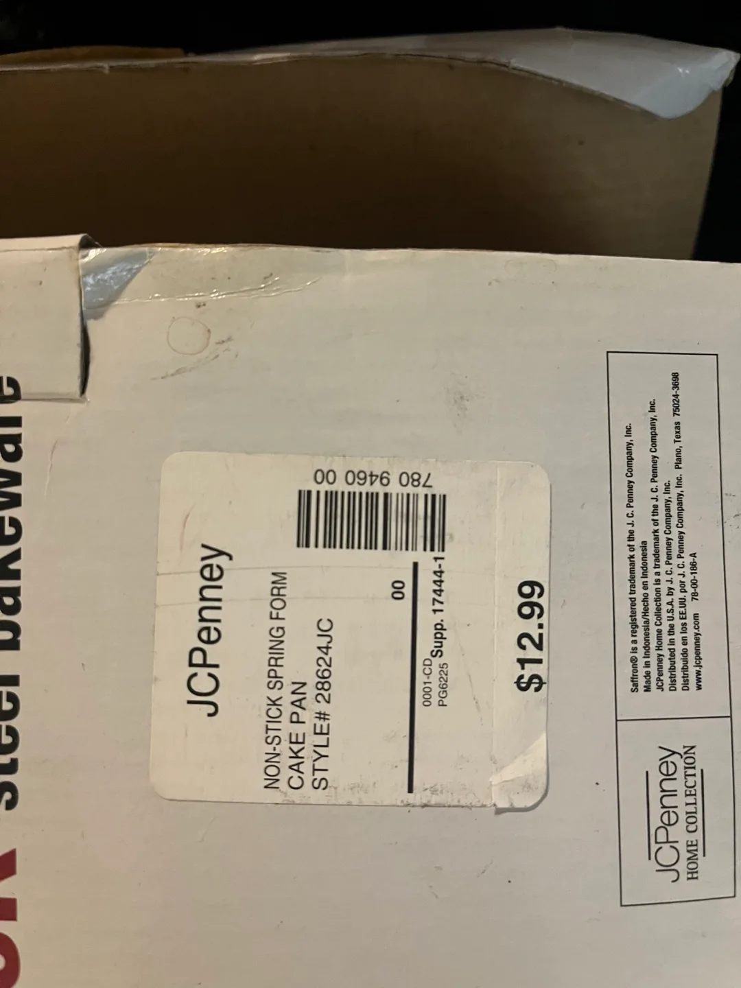 Saffron 9" Round Nonstick Springform Cake Pan image indicator(4)