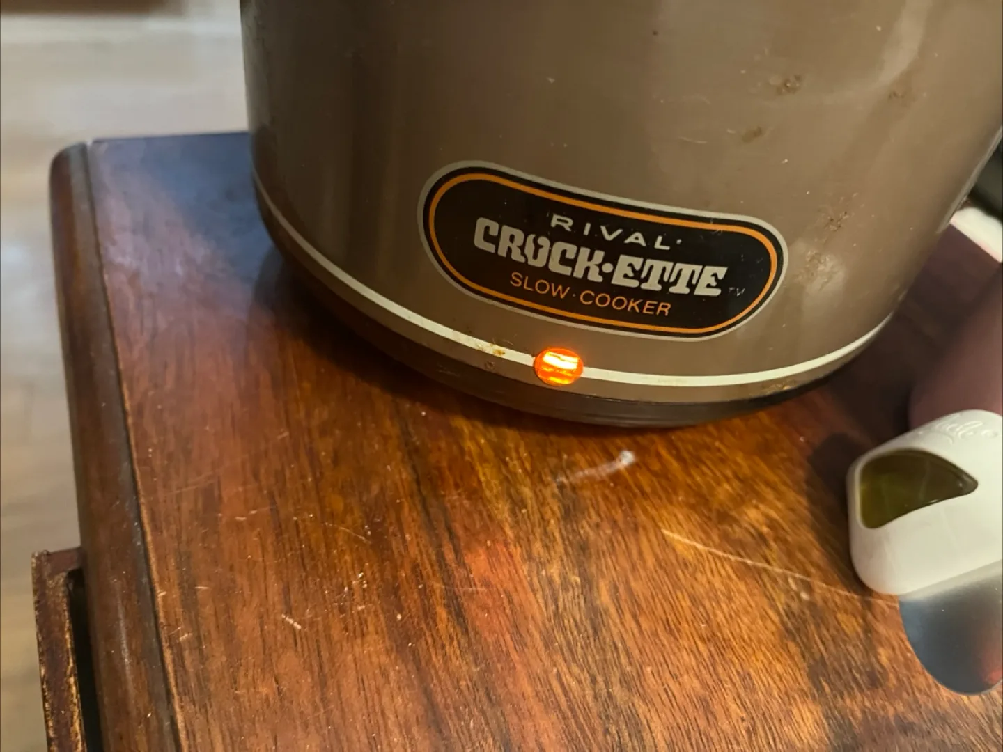 Vintage Rival Crock-Pot Slow Cooker image indicator(8)